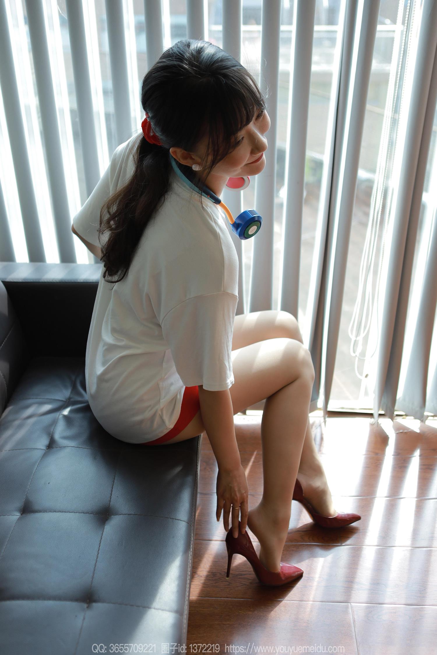 图片[51]-[IESS异思趣向] 2024.08.22 丝享家1826：秋秋《白T红裙》[82P] – 速更版-美库