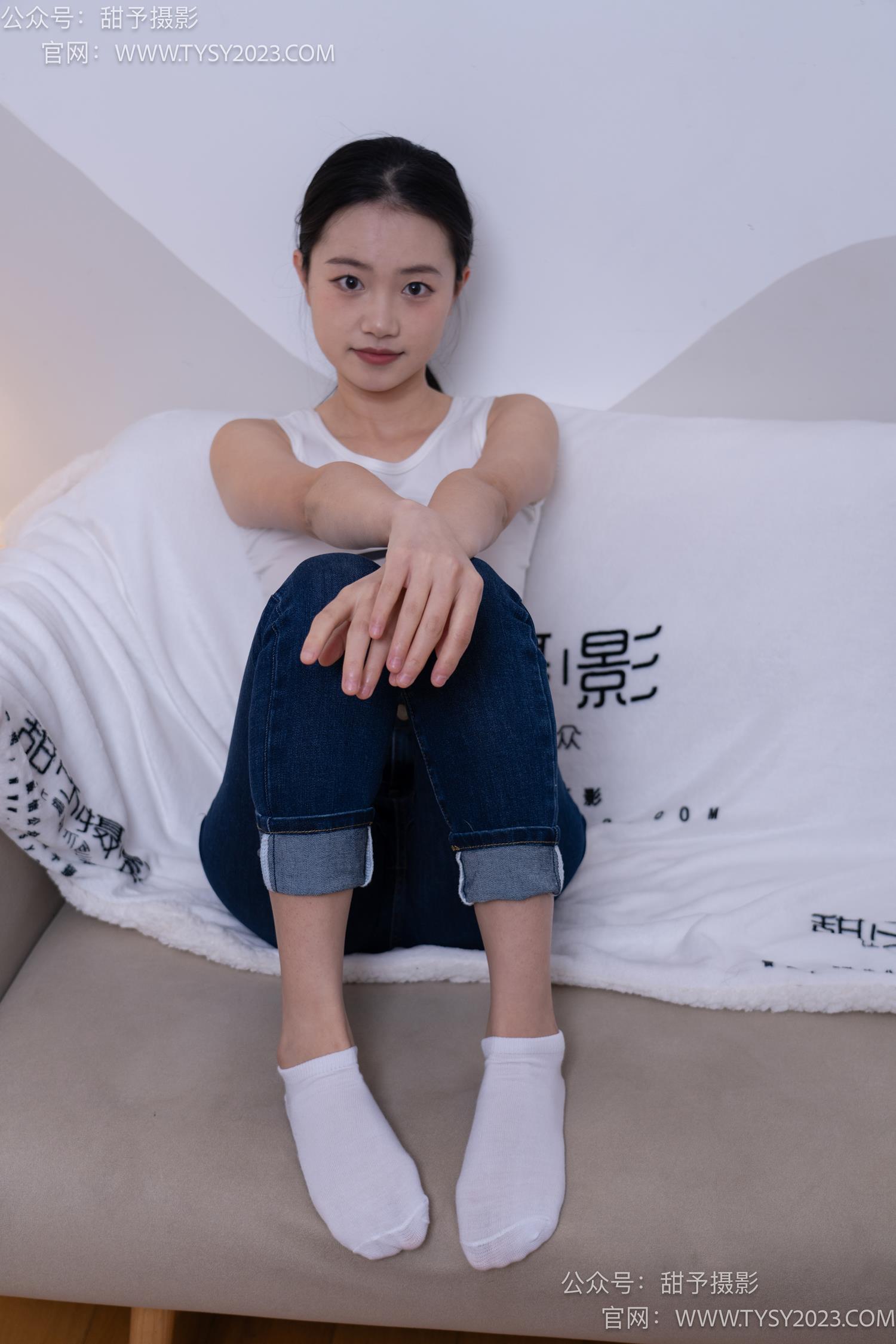 图片[58]-甜予摄影 NO.069 齐齐-短靴、人字拖、短白棉袜、长白棉袜、裸足[167P] – 速更版-美库