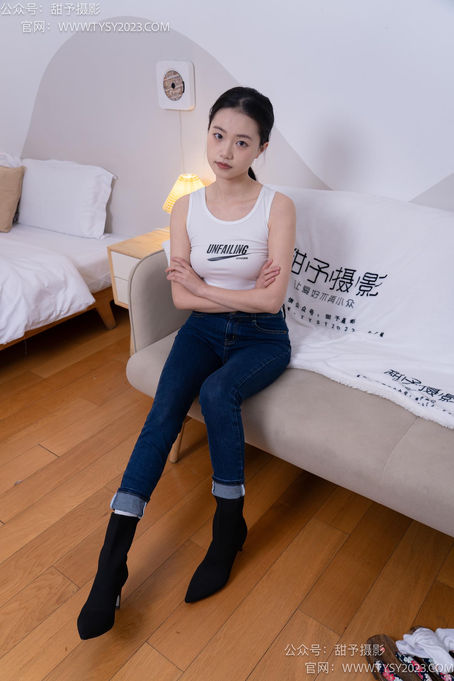 图片[72]-甜予摄影 NO.069 齐齐-短靴、人字拖、短白棉袜、长白棉袜、裸足[167P] – 速更版-美库