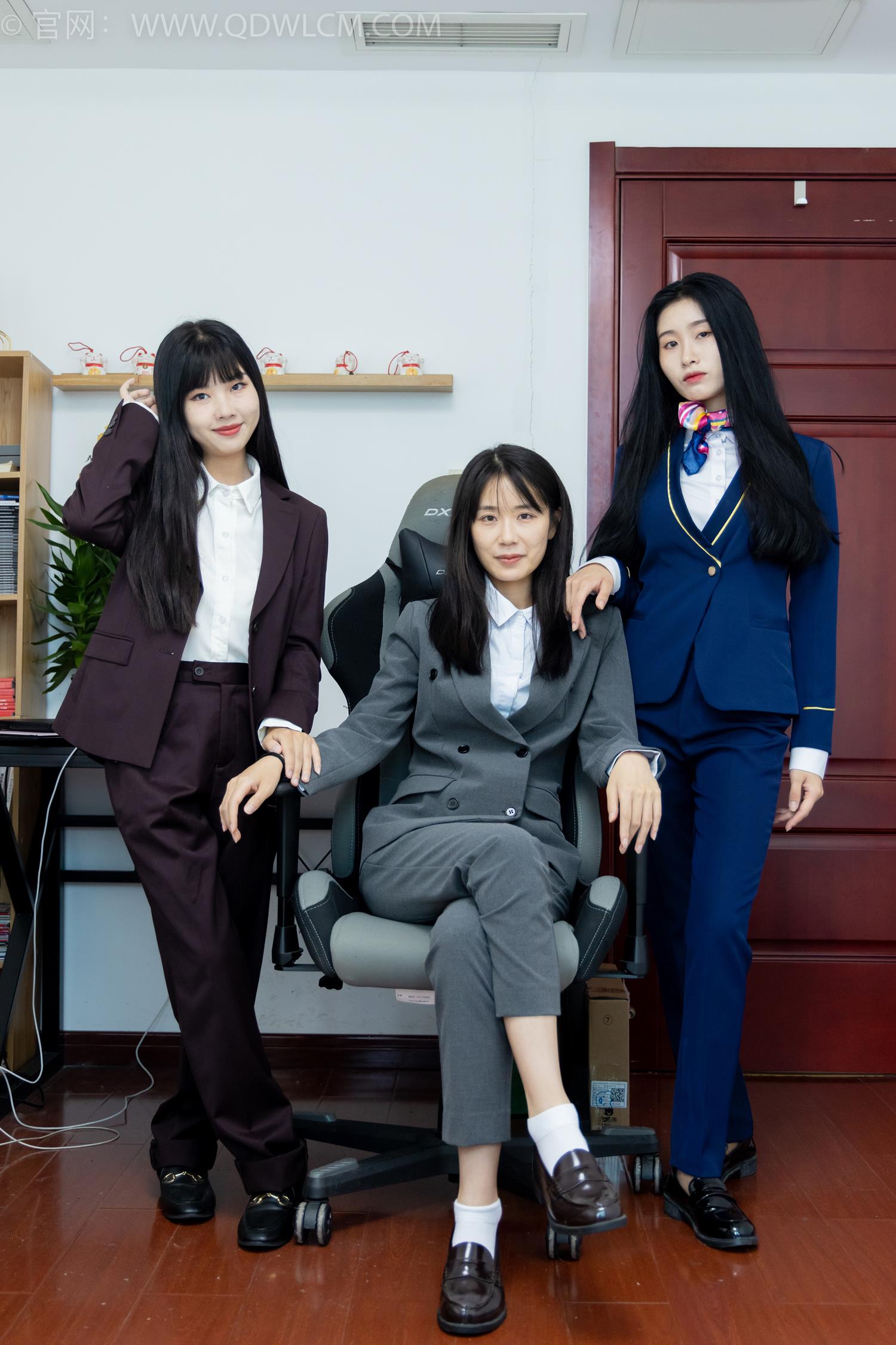 物恋传媒 NO.2074 菜菜&米米&绒绒-我们的秘密[178P] - 速更版-艺库