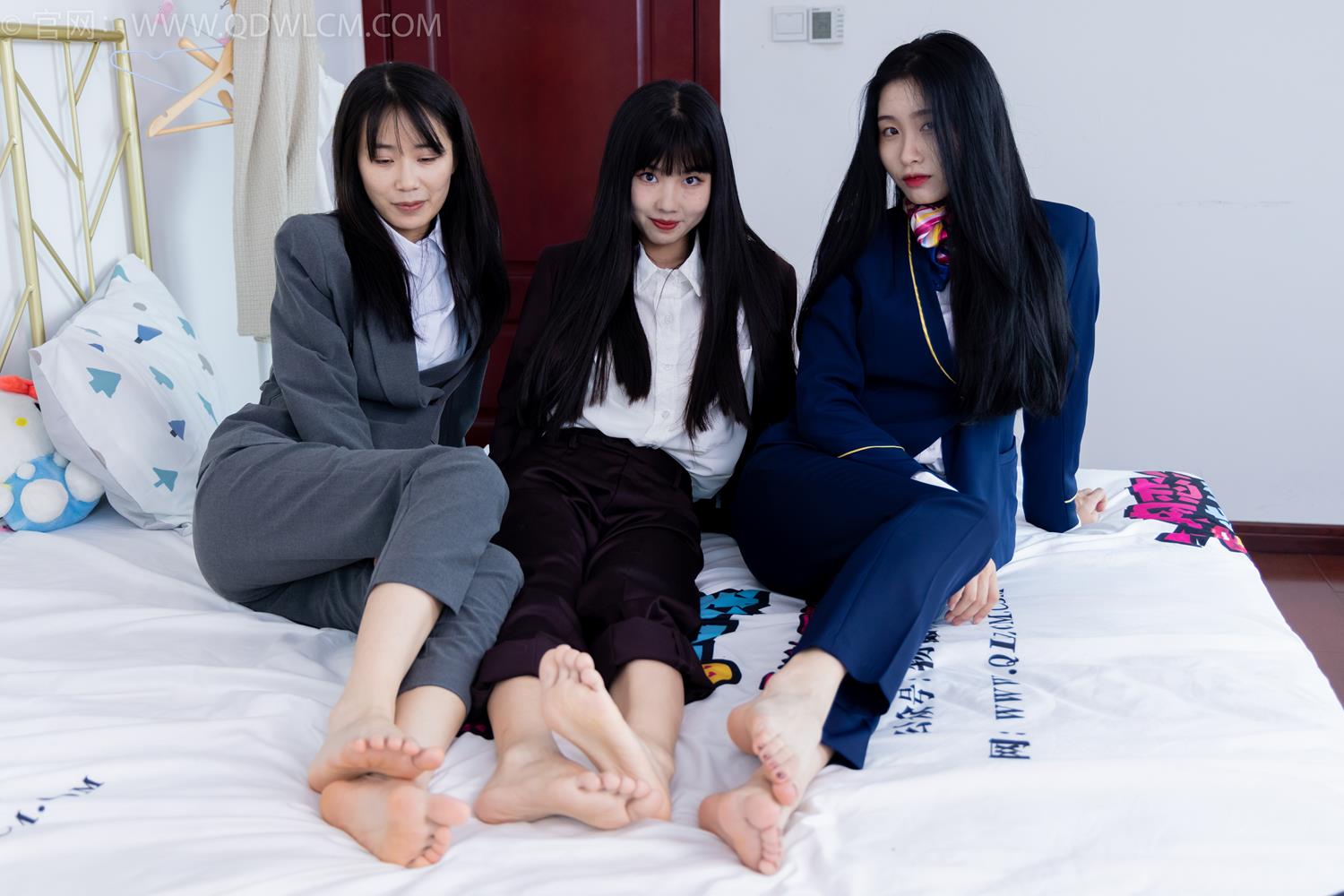 图片[127]-物恋传媒 NO.2074 菜菜&米米&绒绒-我们的秘密[178P] – 速更版-美库