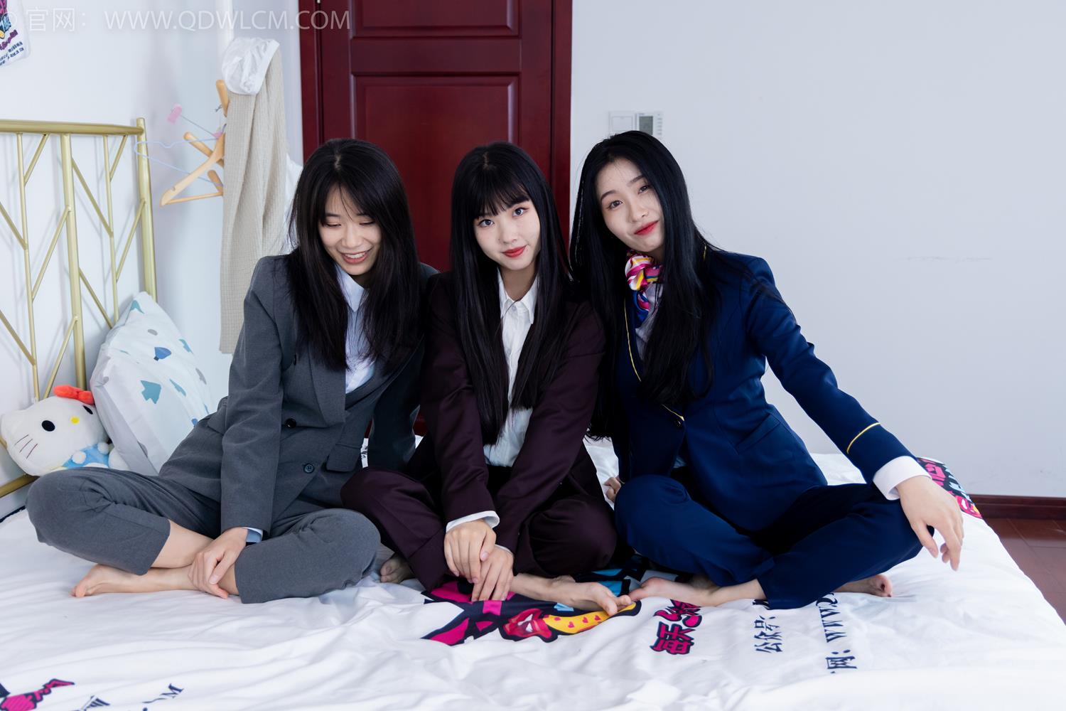 图片[136]-物恋传媒 NO.2074 菜菜&米米&绒绒-我们的秘密[178P] – 速更版-美库