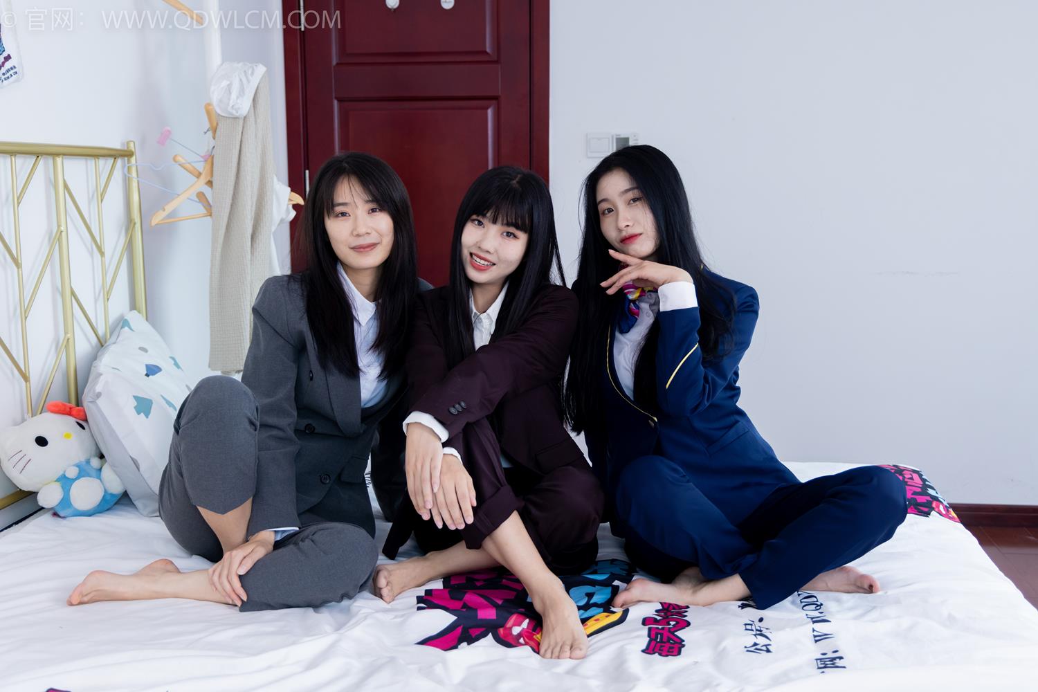 图片[141]-物恋传媒 NO.2074 菜菜&米米&绒绒-我们的秘密[178P] – 速更版-美库