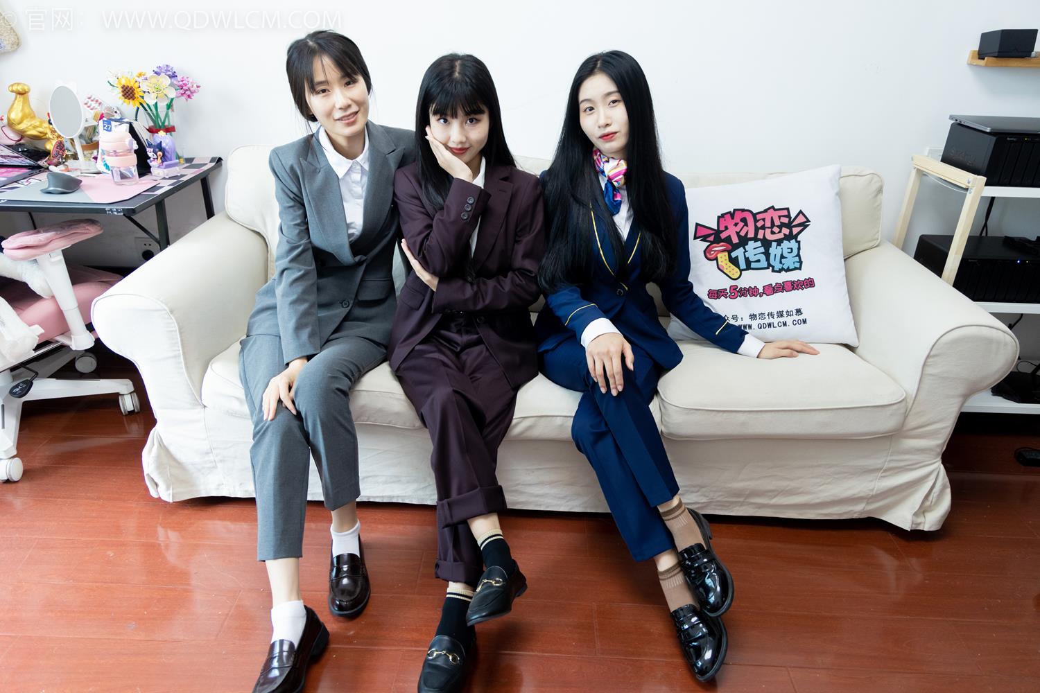 图片[149]-物恋传媒 NO.2074 菜菜&米米&绒绒-我们的秘密[178P] – 速更版-美库