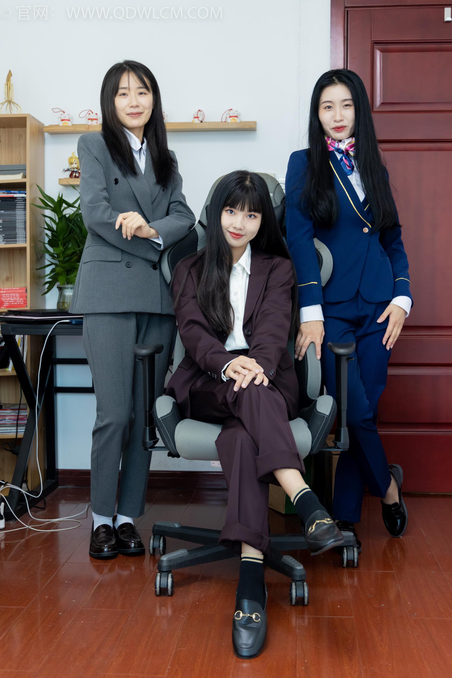 图片[173]-物恋传媒 NO.2074 菜菜&米米&绒绒-我们的秘密[178P] – 速更版-美库