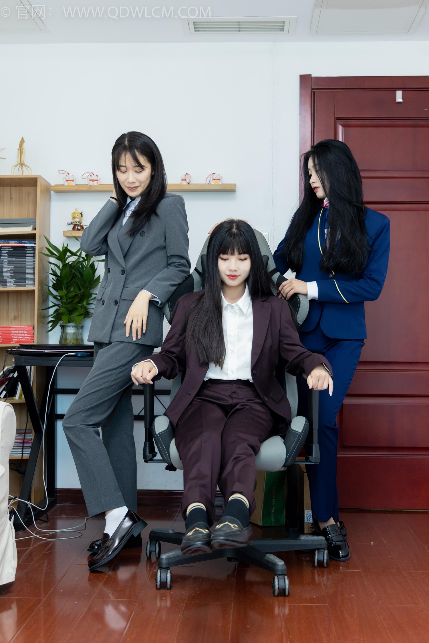 图片[178]-物恋传媒 NO.2074 菜菜&米米&绒绒-我们的秘密[178P] – 速更版-美库