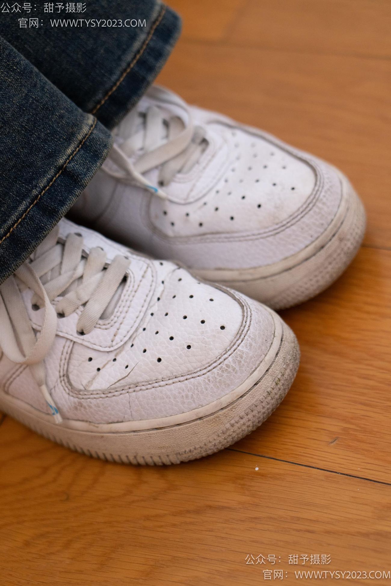 图片[18]-甜予摄影 NO.070 松松-板鞋、白棉袜、裸足[122P] – 速更版-美库