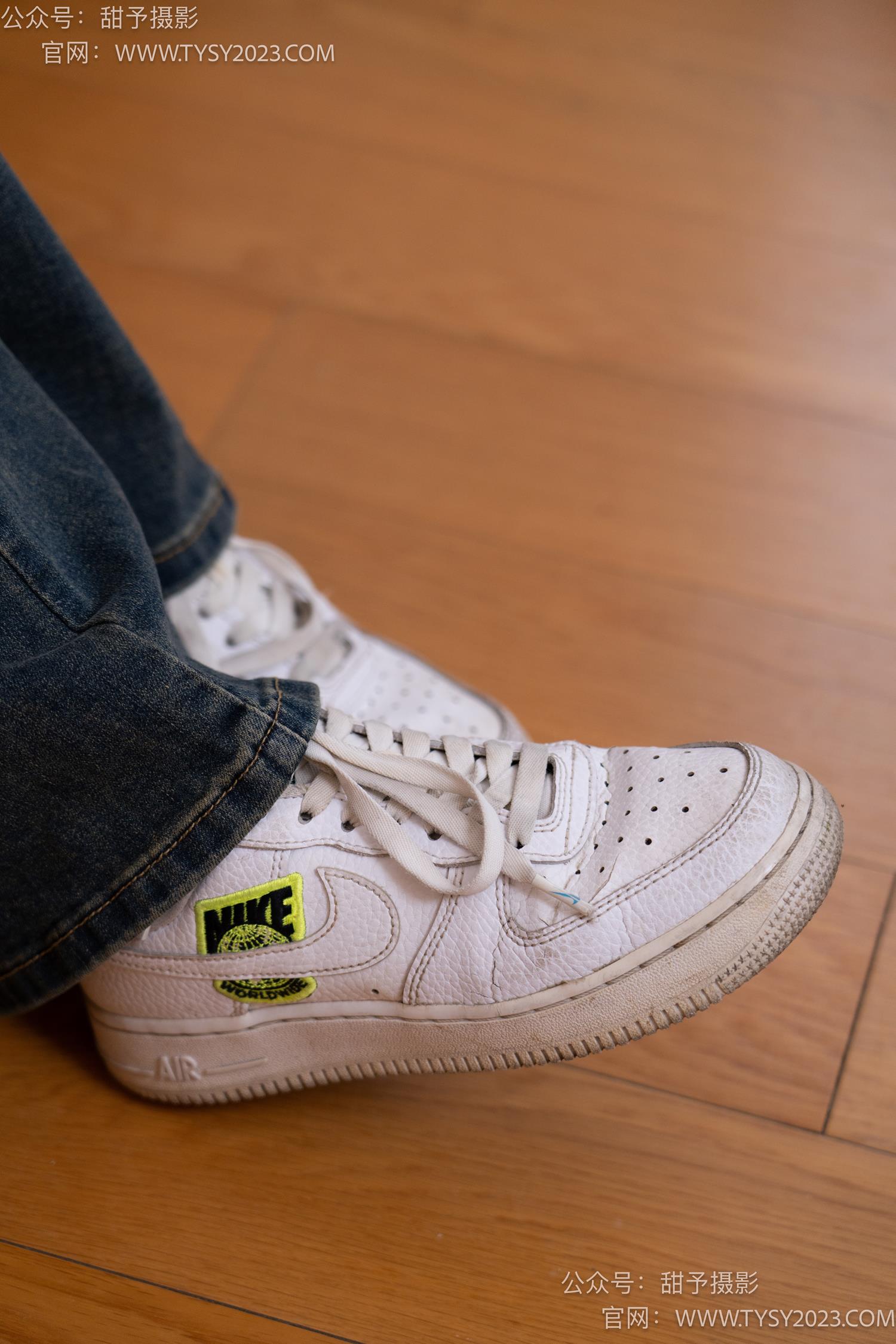 图片[21]-甜予摄影 NO.070 松松-板鞋、白棉袜、裸足[122P] – 速更版-美库