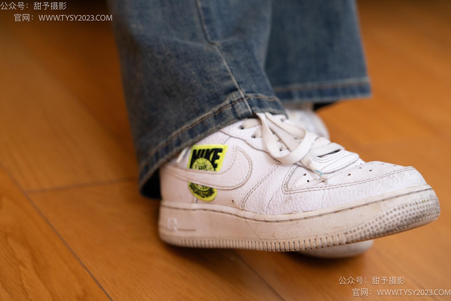 图片[26]-甜予摄影 NO.070 松松-板鞋、白棉袜、裸足[122P] – 速更版-美库