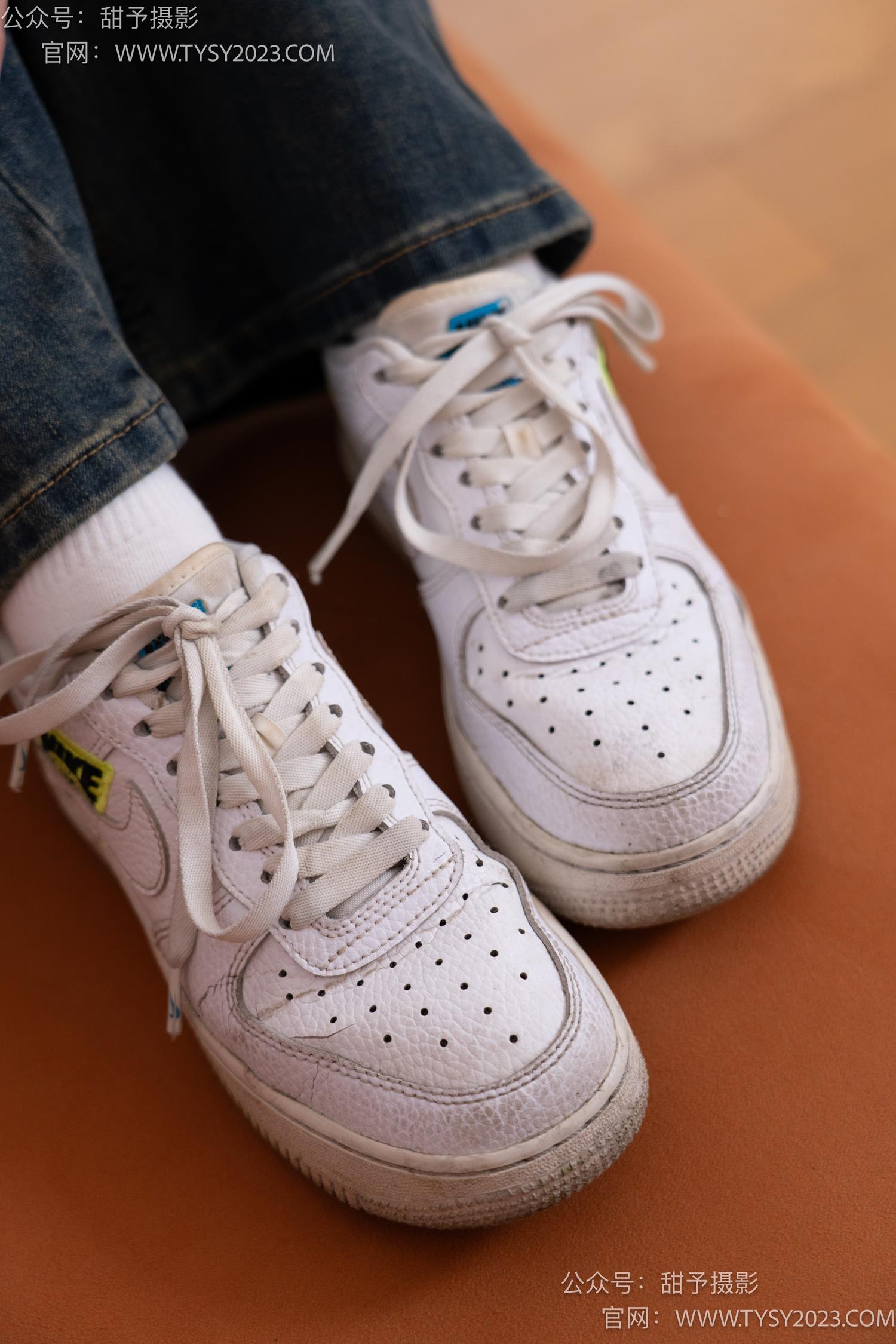 图片[39]-甜予摄影 NO.070 松松-板鞋、白棉袜、裸足[122P] – 速更版-美库