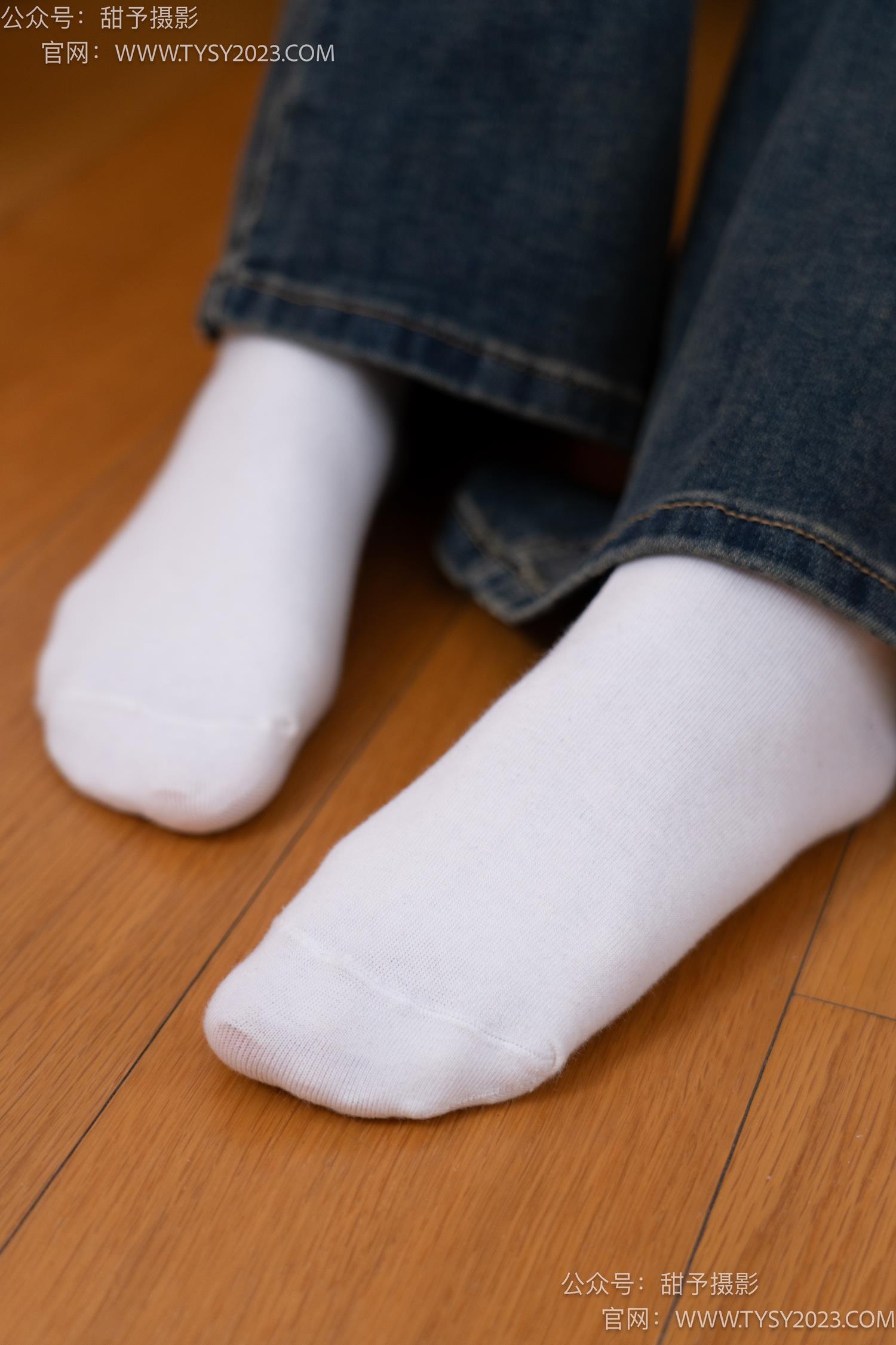 图片[62]-甜予摄影 NO.070 松松-板鞋、白棉袜、裸足[122P] – 速更版-美库