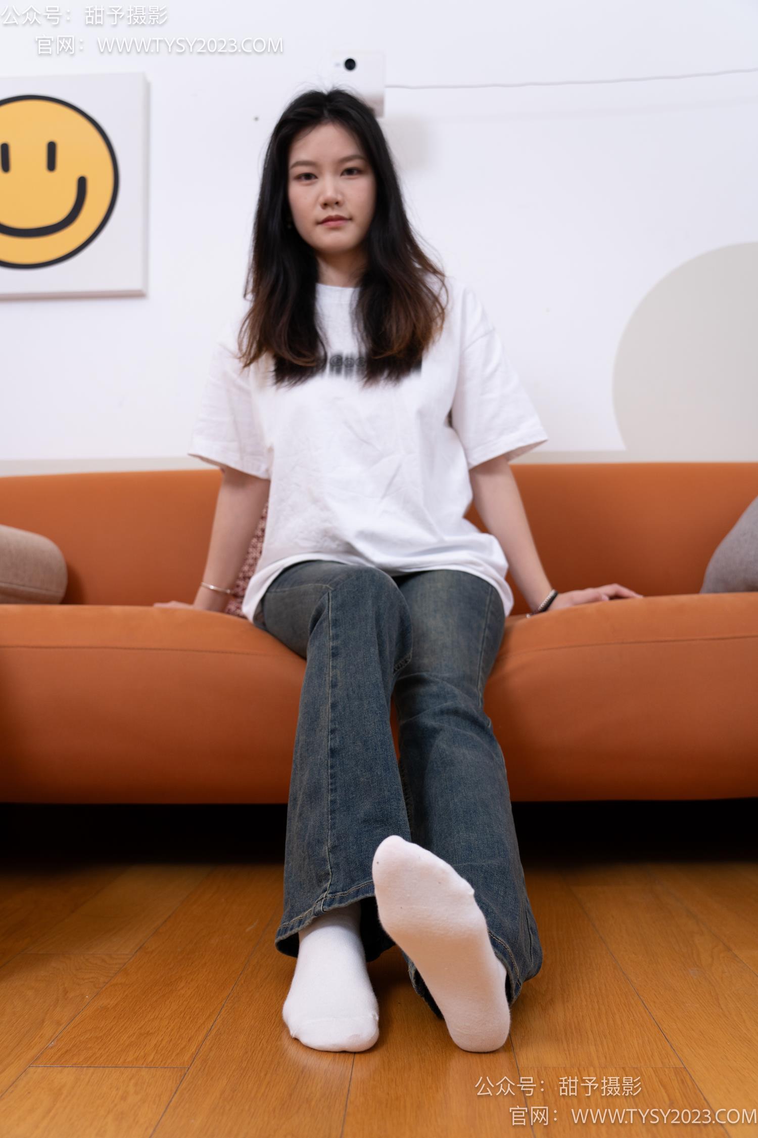 图片[69]-甜予摄影 NO.070 松松-板鞋、白棉袜、裸足[122P] – 速更版-美库