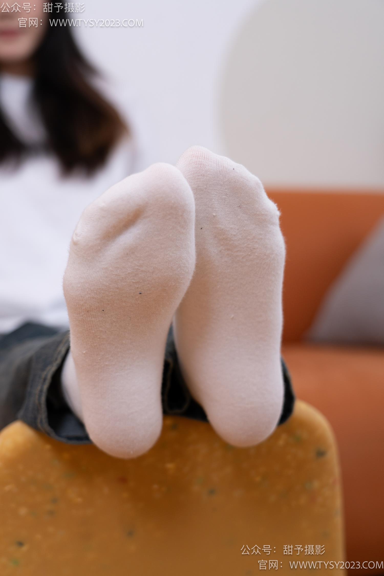 图片[77]-甜予摄影 NO.070 松松-板鞋、白棉袜、裸足[122P] – 速更版-美库