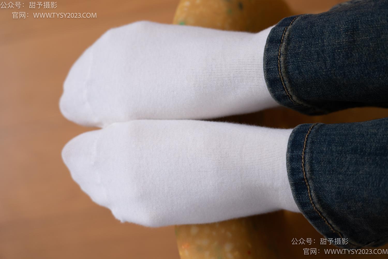 图片[85]-甜予摄影 NO.070 松松-板鞋、白棉袜、裸足[122P] – 速更版-美库