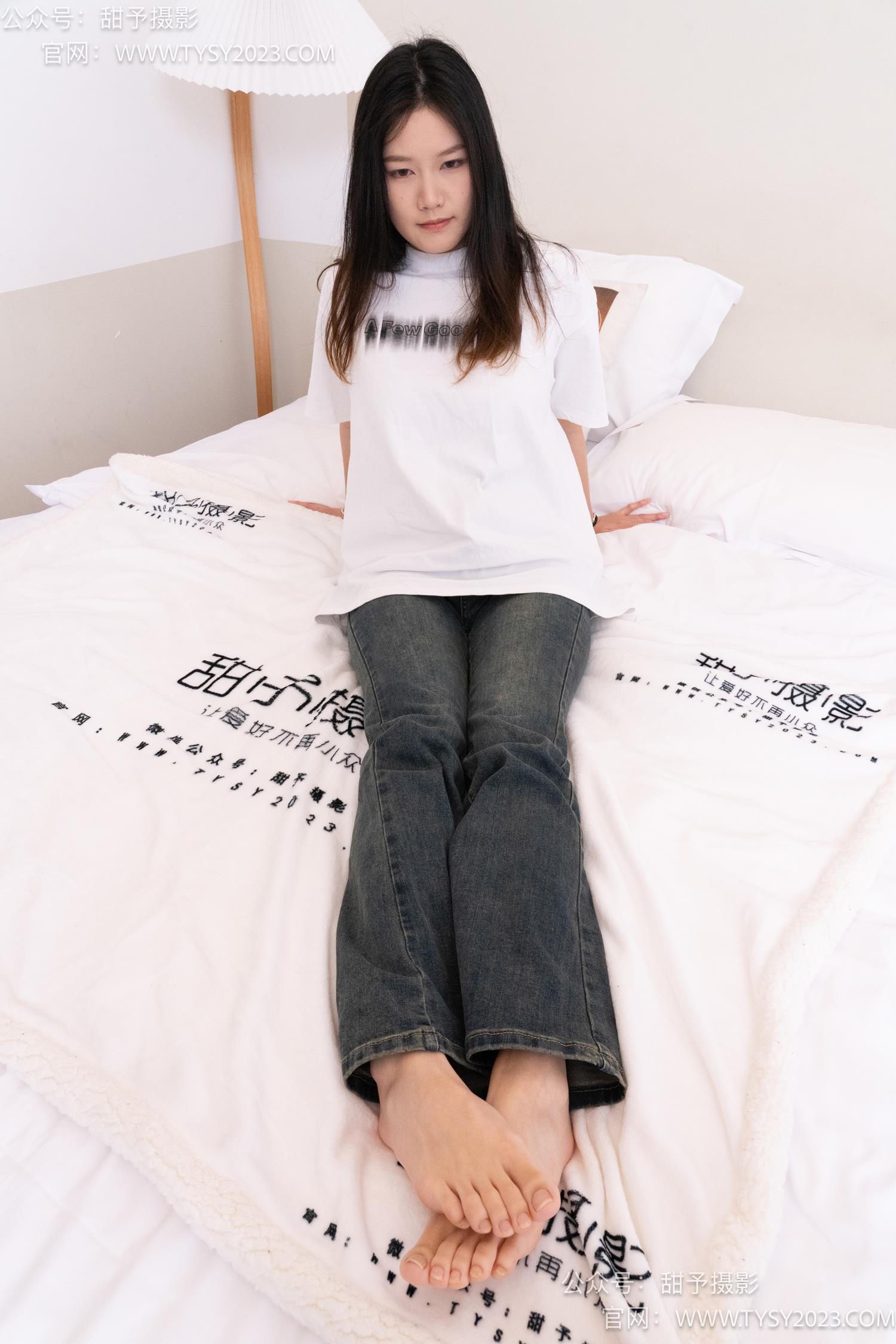 图片[119]-甜予摄影 NO.070 松松-板鞋、白棉袜、裸足[122P] – 速更版-美库