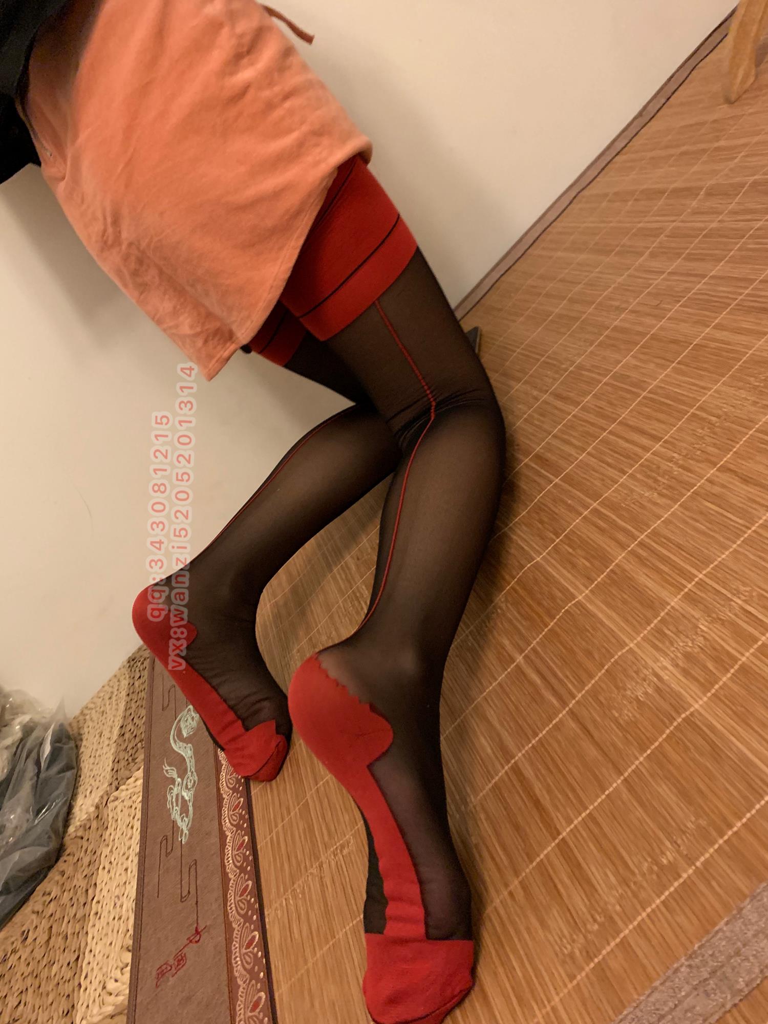 图片[40]-微信朋友圈达人@Changeable丸子-定制系列 NO.029 筒袜 [47P] – 速更版-美库