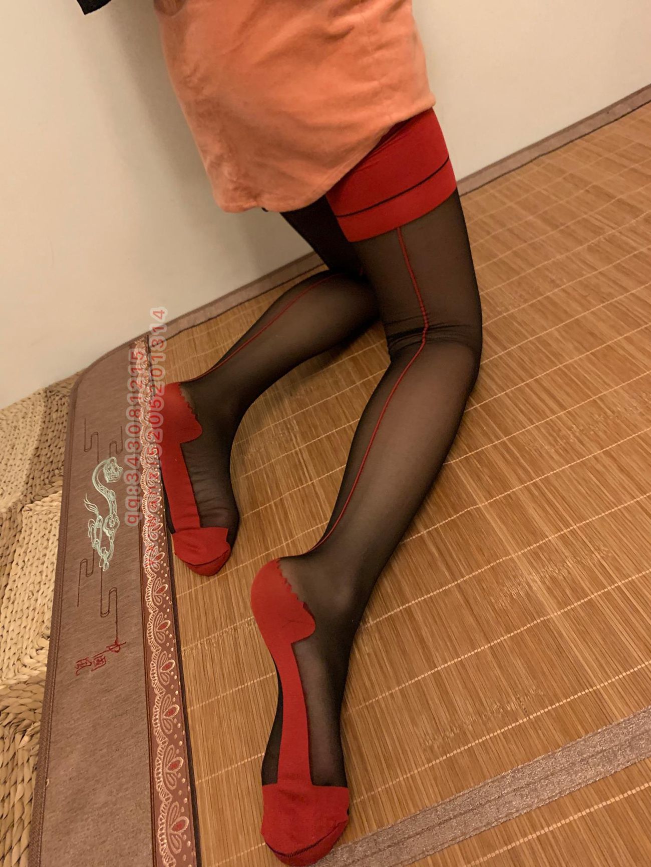 图片[45]-微信朋友圈达人@Changeable丸子-定制系列 NO.029 筒袜 [47P] – 速更版-美库