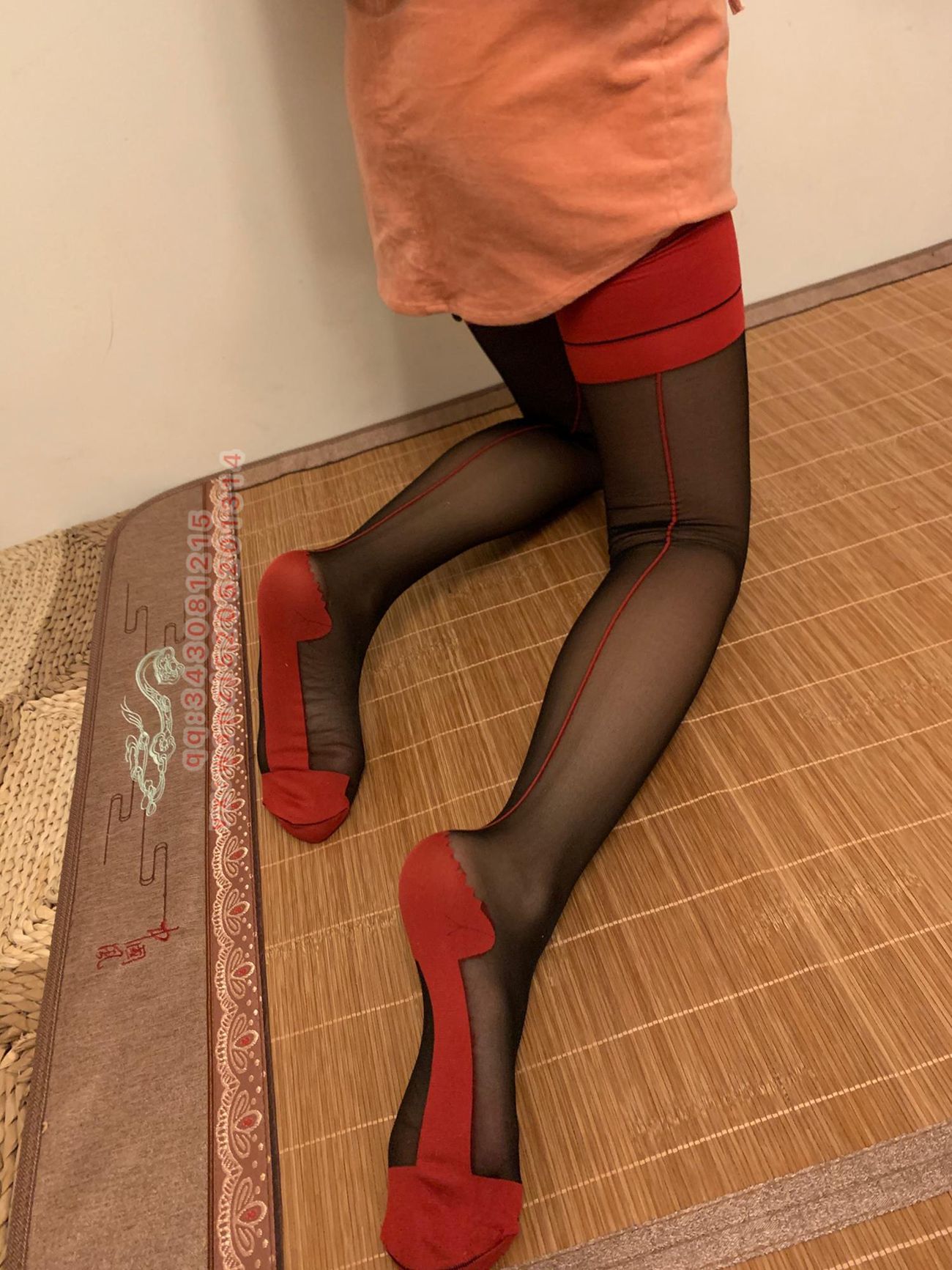 图片[46]-微信朋友圈达人@Changeable丸子-定制系列 NO.029 筒袜 [47P] – 速更版-美库