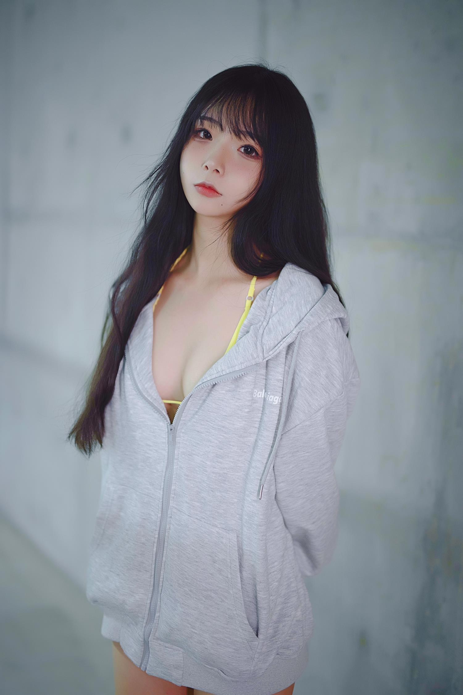 图片[15]-yuuhui玉汇  – 车内嫩黄[25P] – 速更版-美库