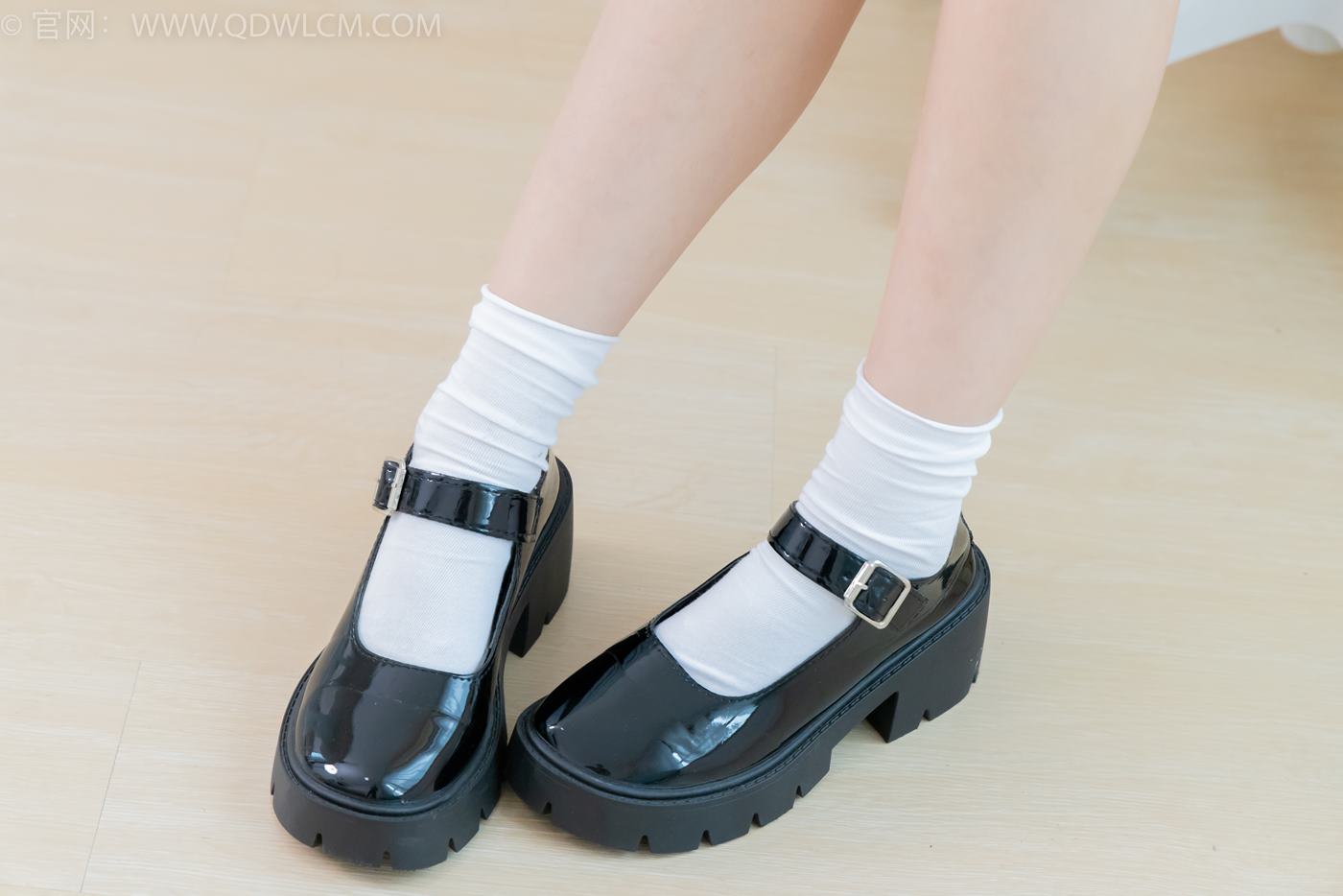 图片[31]-物恋传媒 NO.2081 露露-晨间的寂静[150P] – 速更版-美库