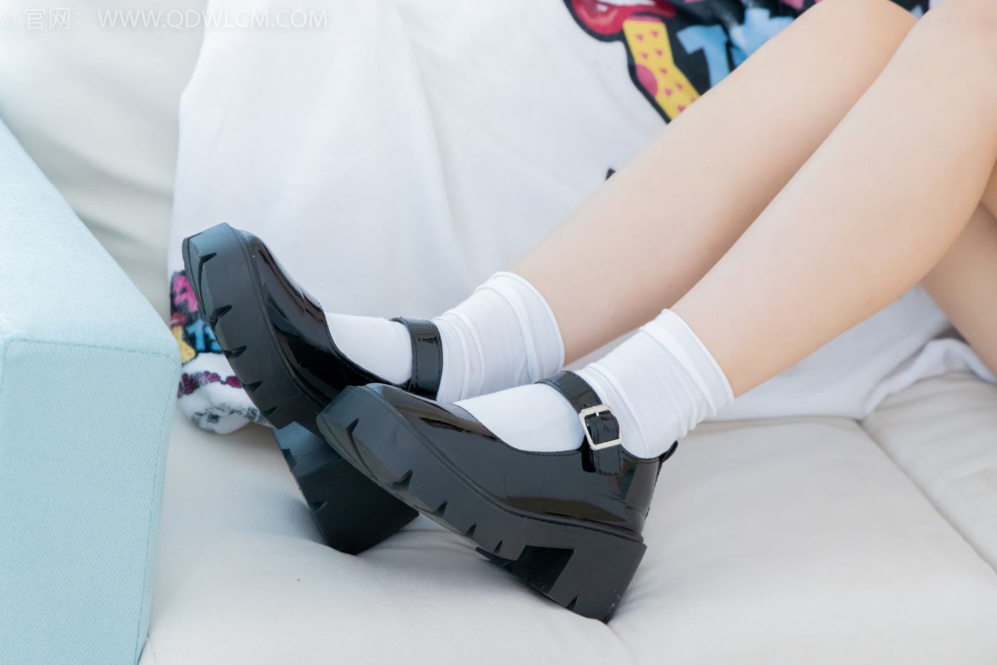 图片[33]-物恋传媒 NO.2081 露露-晨间的寂静[150P] – 速更版-美库