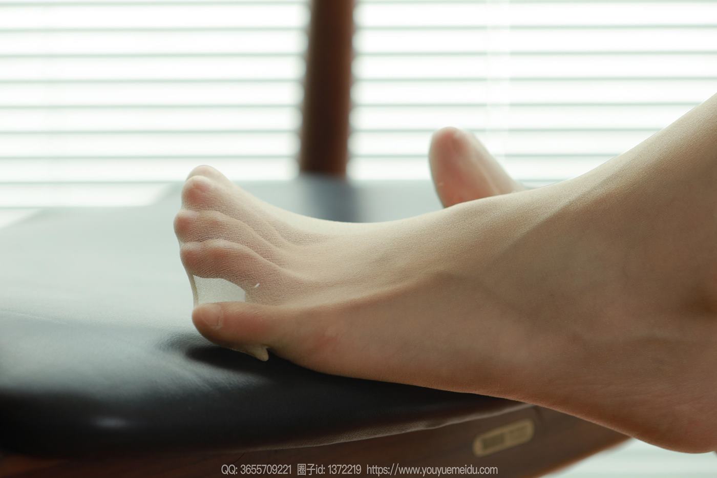 图片[38]-[IESS异思趣向] 2024.08.30 丝享家1833：小宝《美丽足弓 》[90P] – 速更版-美库