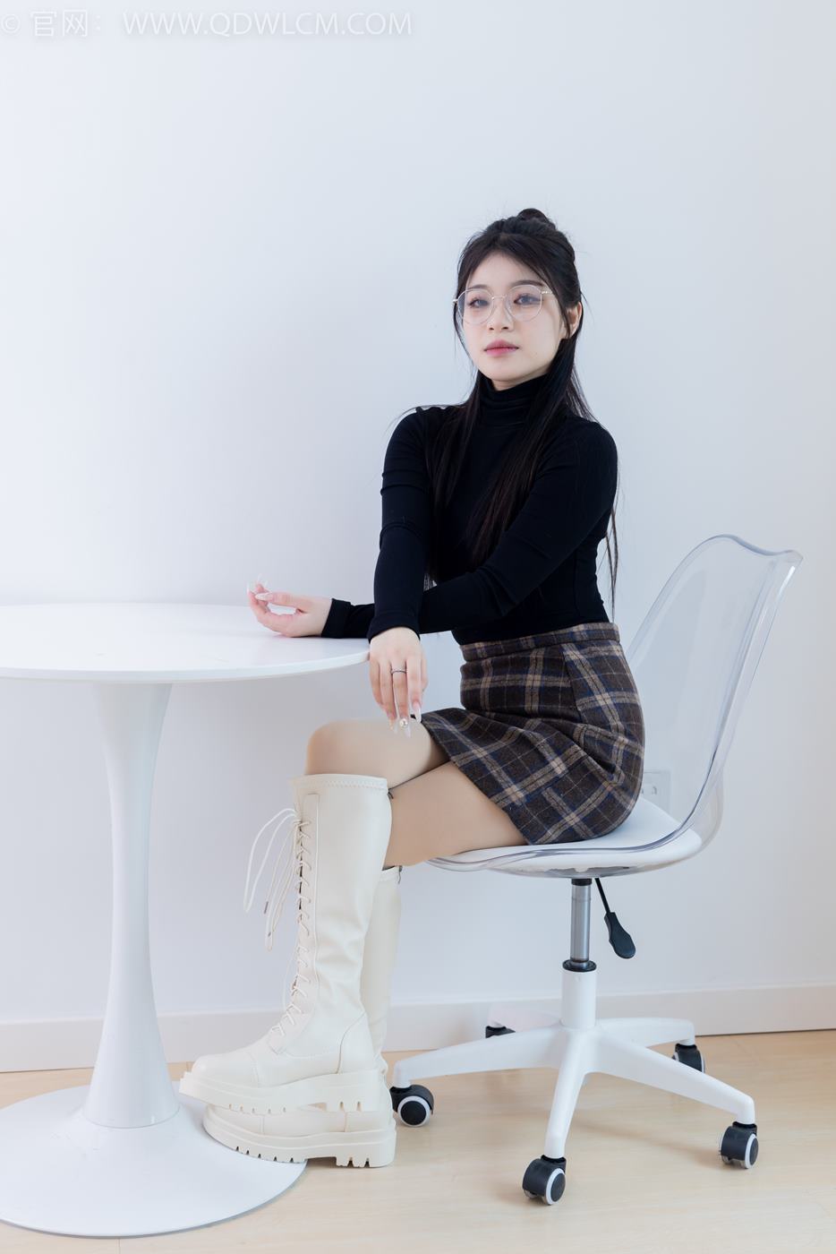 图片[17]-物恋传媒 NO.2084 闪闪-华灯初上[160P] – 速更版-美库