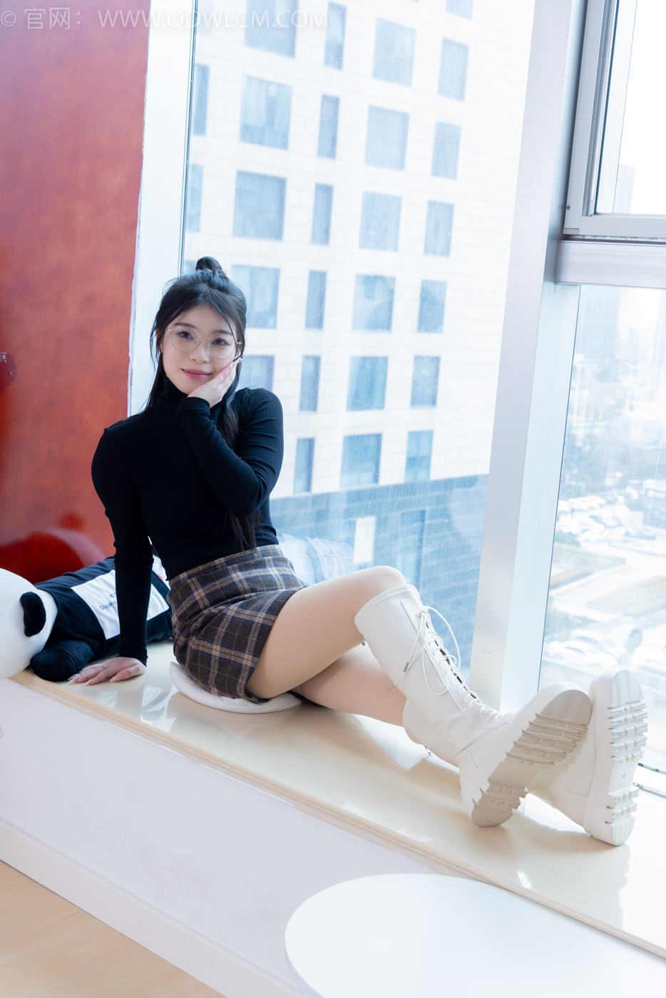 图片[34]-物恋传媒 NO.2084 闪闪-华灯初上[160P] – 速更版-美库