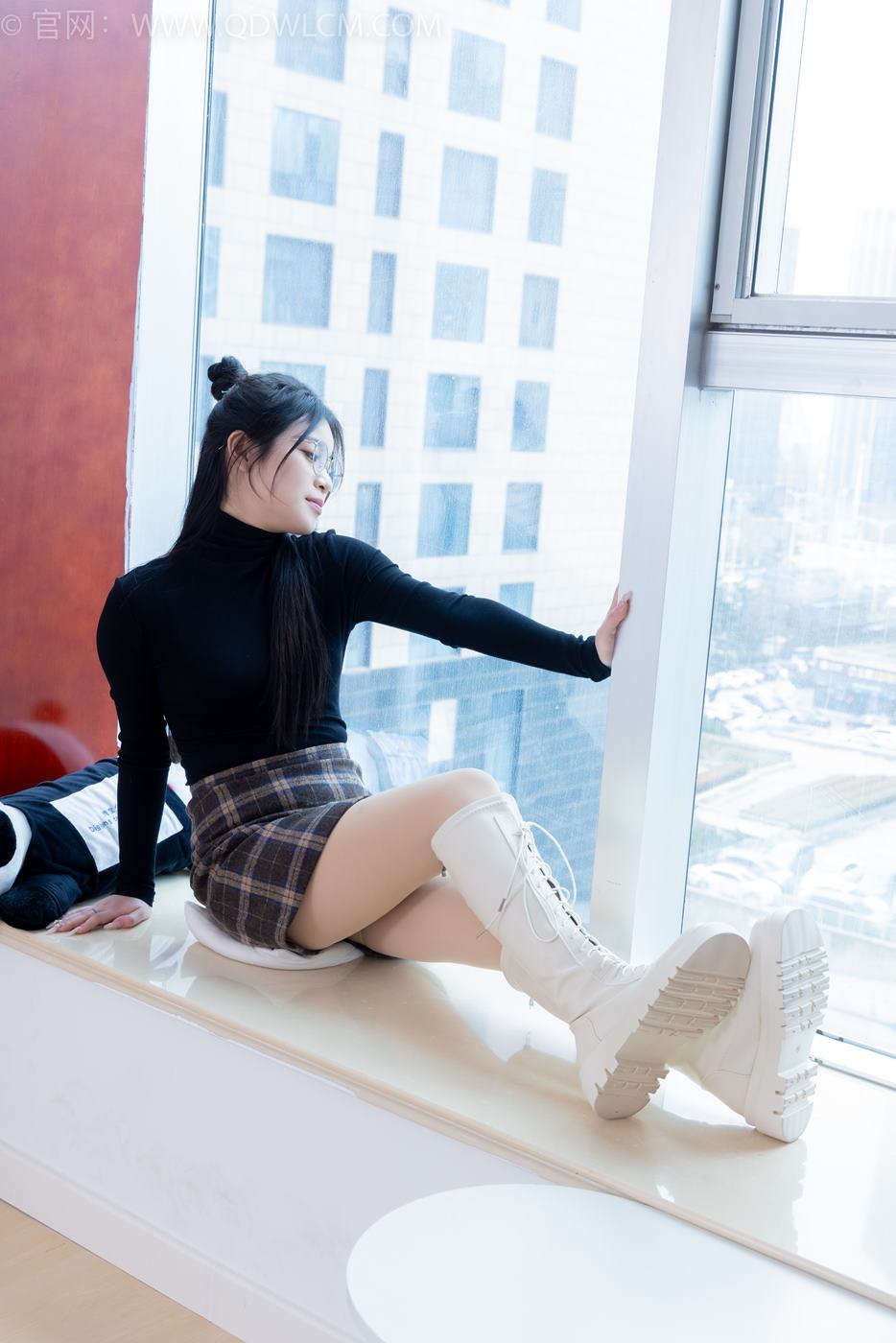 图片[35]-物恋传媒 NO.2084 闪闪-华灯初上[160P] – 速更版-美库