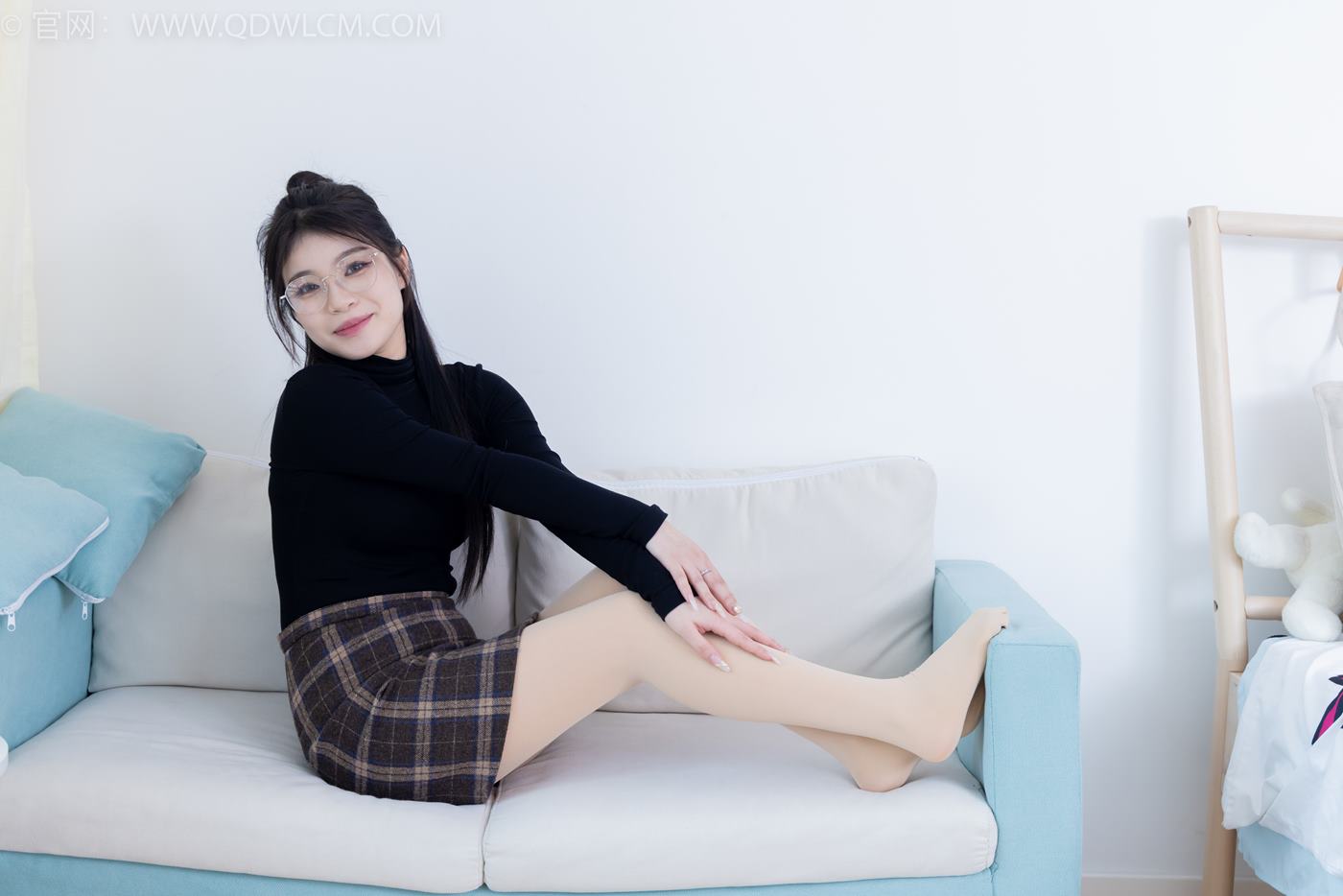 图片[51]-物恋传媒 NO.2084 闪闪-华灯初上[160P] – 速更版-美库