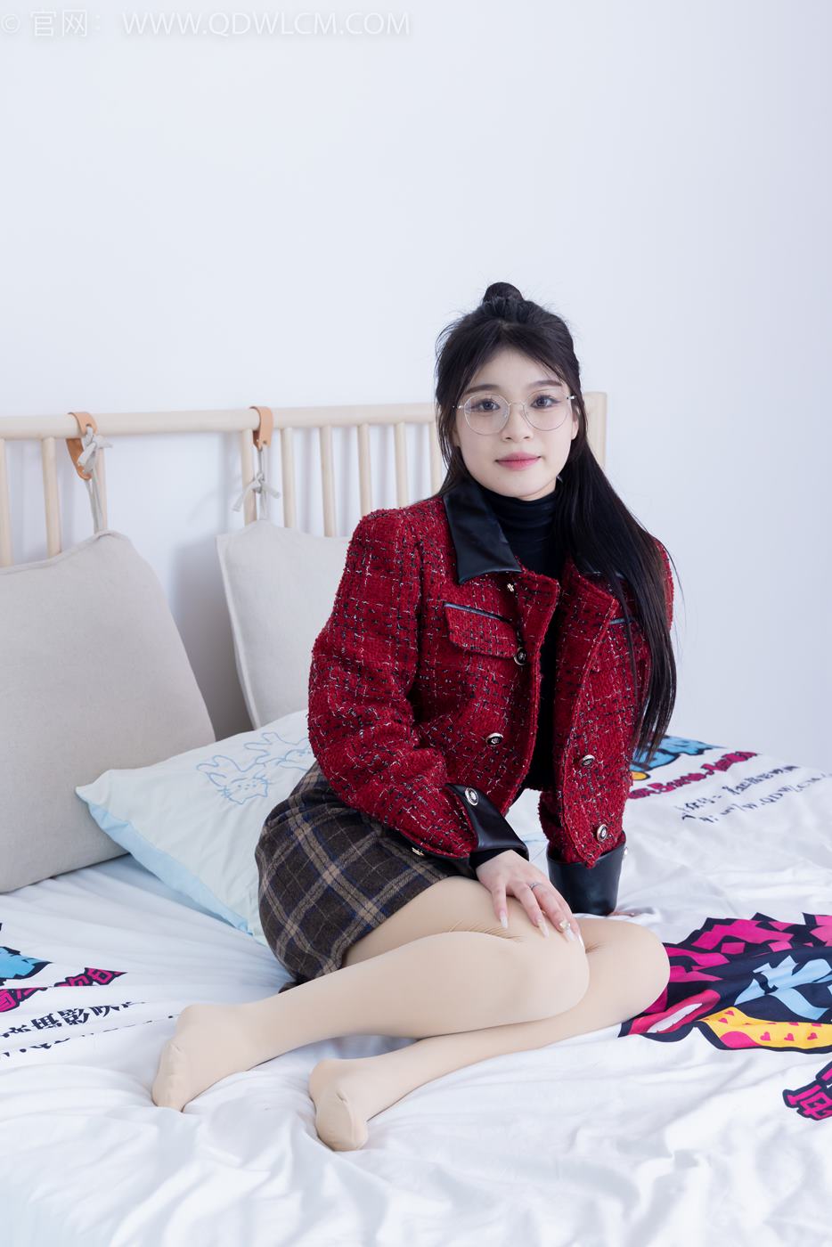 图片[90]-物恋传媒 NO.2084 闪闪-华灯初上[160P] – 速更版-美库