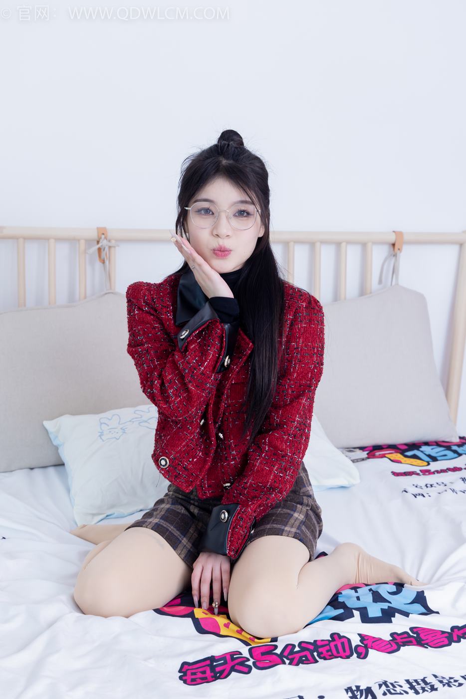 图片[117]-物恋传媒 NO.2084 闪闪-华灯初上[160P] – 速更版-美库