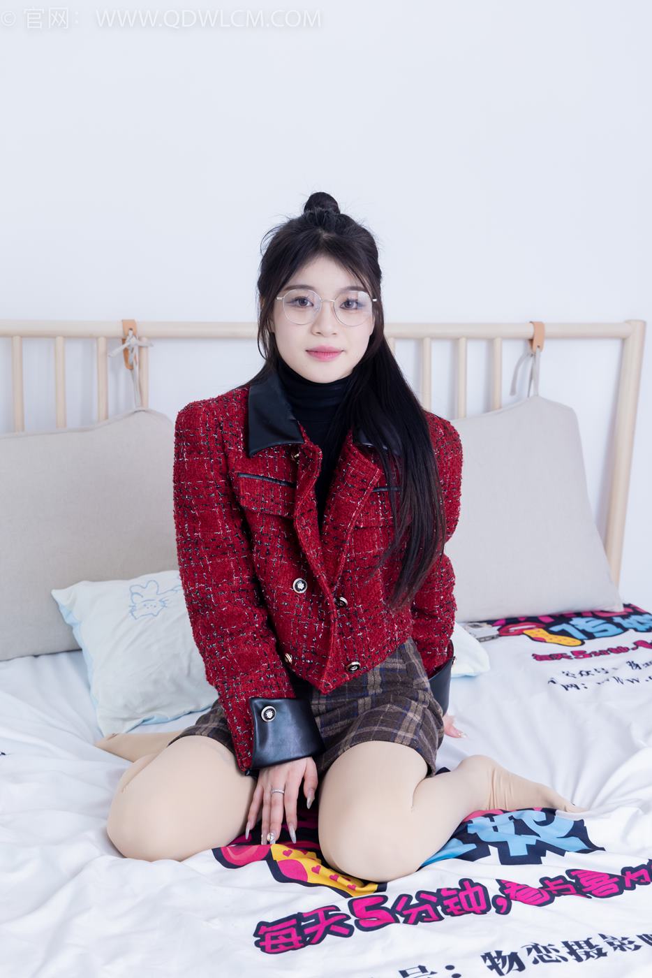 图片[120]-物恋传媒 NO.2084 闪闪-华灯初上[160P] – 速更版-美库