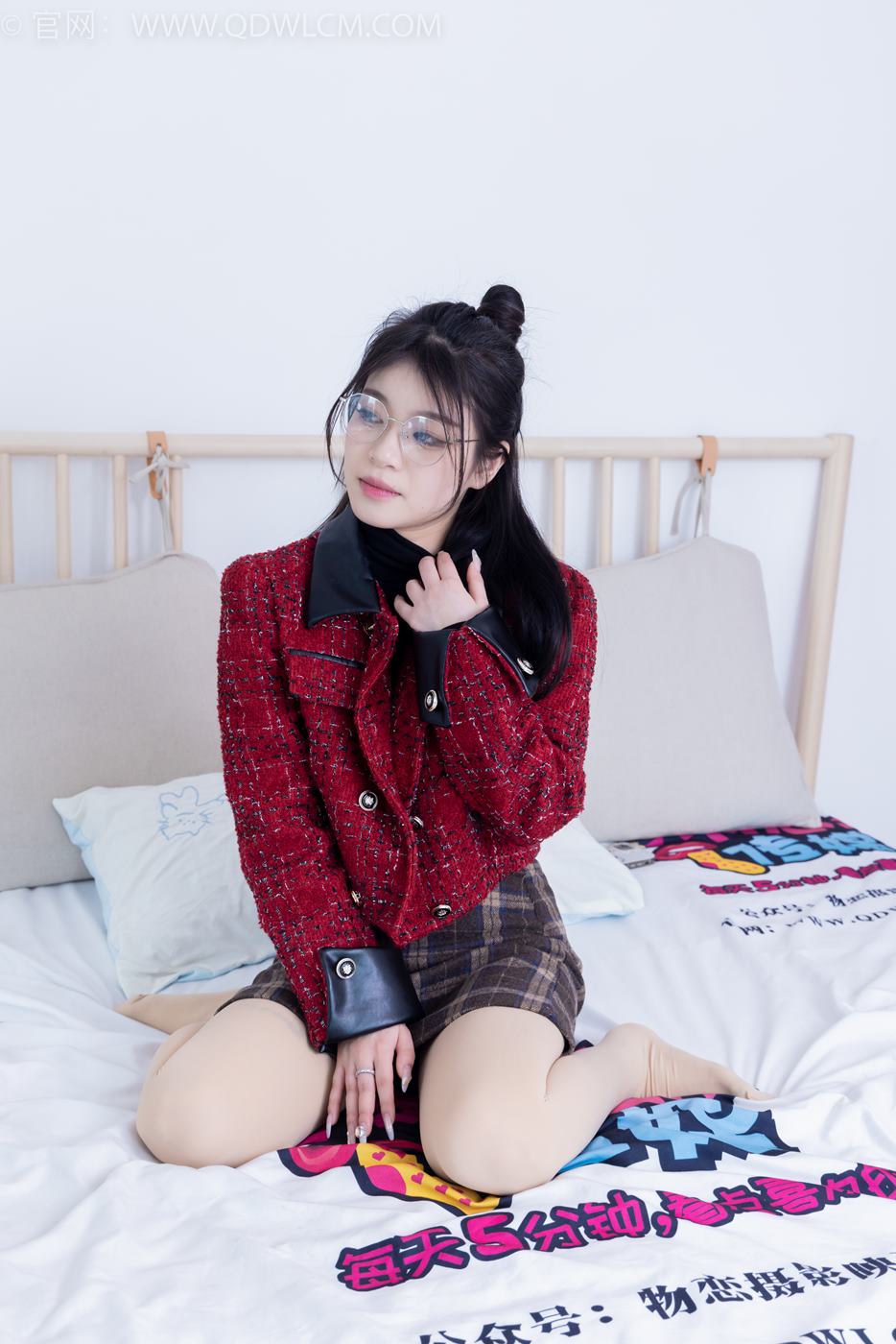 图片[122]-物恋传媒 NO.2084 闪闪-华灯初上[160P] – 速更版-美库