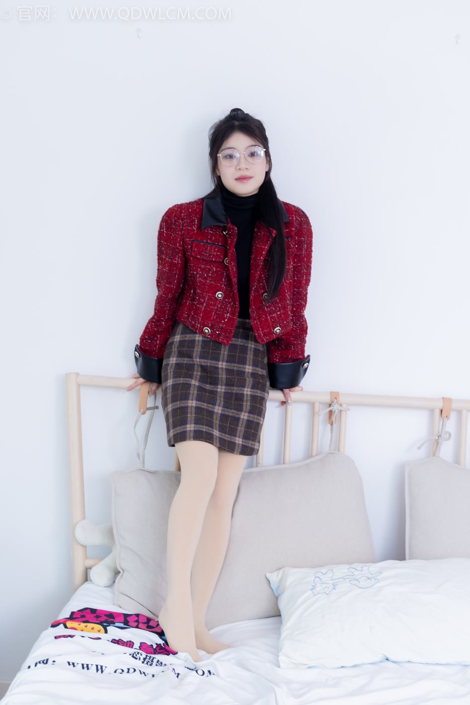 图片[140]-物恋传媒 NO.2084 闪闪-华灯初上[160P] – 速更版-美库