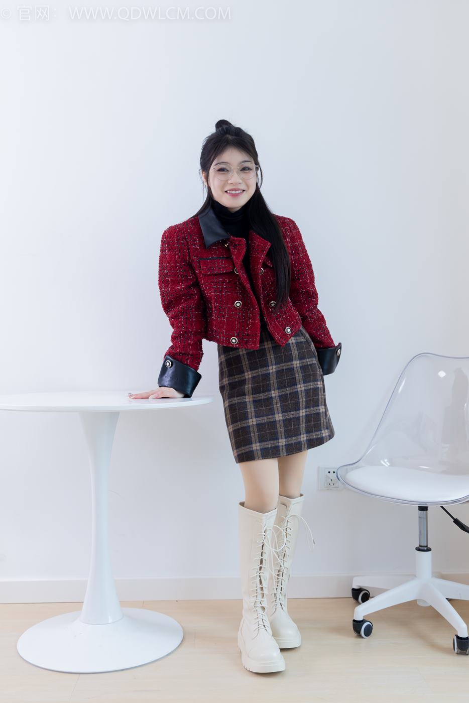 图片[153]-物恋传媒 NO.2084 闪闪-华灯初上[160P] – 速更版-美库