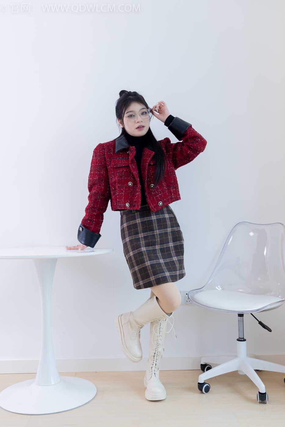 图片[161]-物恋传媒 NO.2084 闪闪-华灯初上[160P] – 速更版-美库