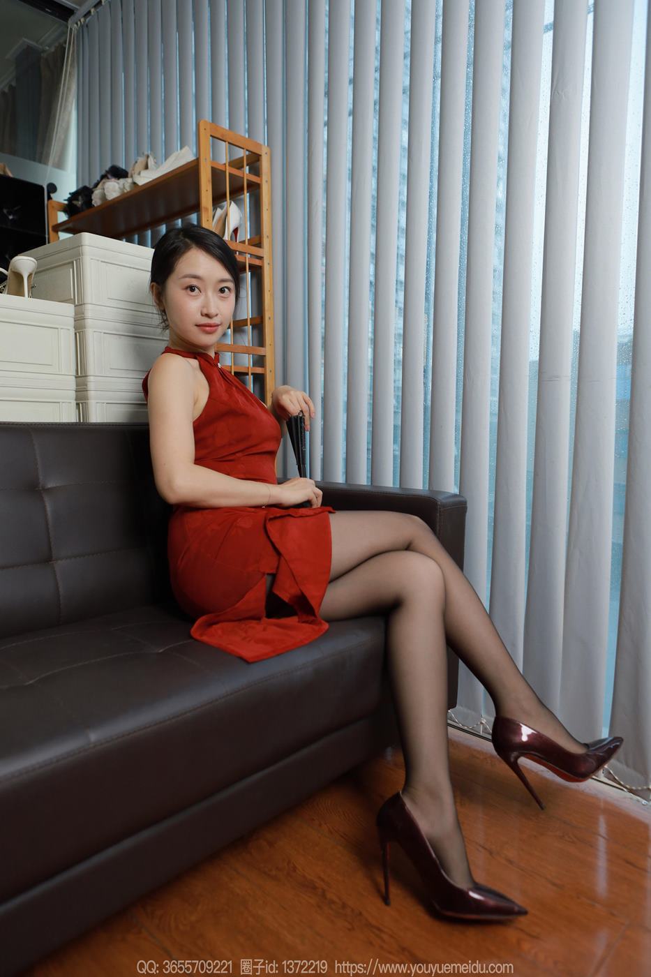 图片[17]-[IESS异思趣向] 2024.09.01 丝享家1834：小婕《红黑》[90P] – 速更版-美库