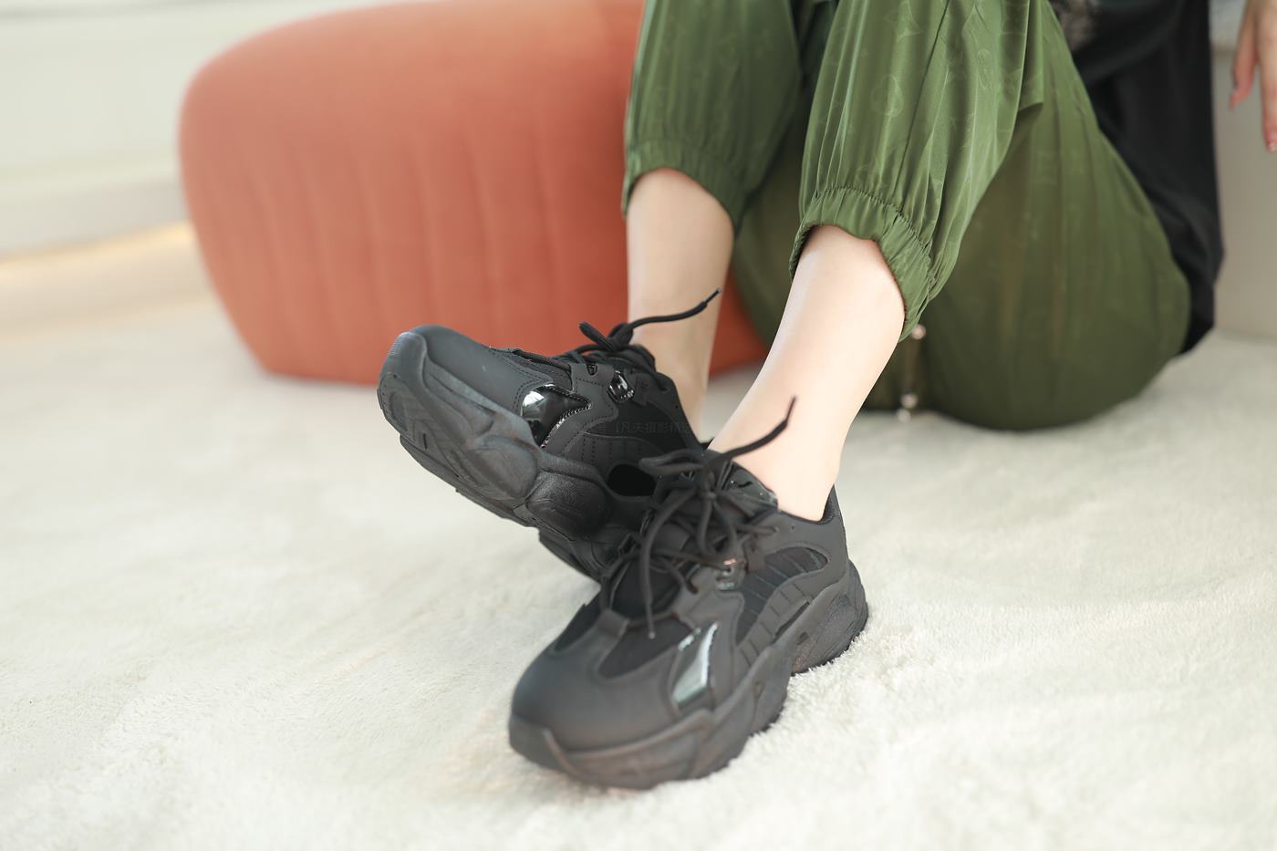 图片[85]-凡夫摄影 NO.0001 – 子轩板鞋船袜裸足[297P] – 速更版-美库