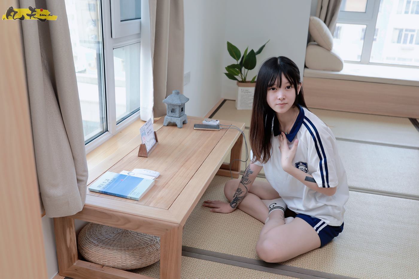 图片[14]-凡夫摄影 NO.0003 – 纹身美少女小恩原味棉袜裸足[208P] – 速更版-美库