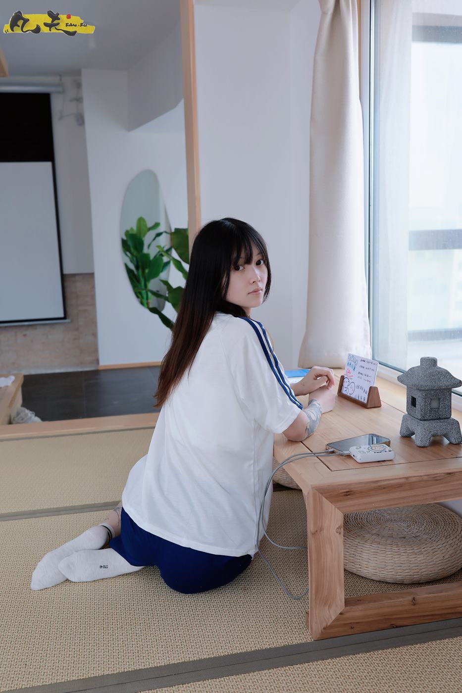 图片[15]-凡夫摄影 NO.0003 – 纹身美少女小恩原味棉袜裸足[208P] – 速更版-美库