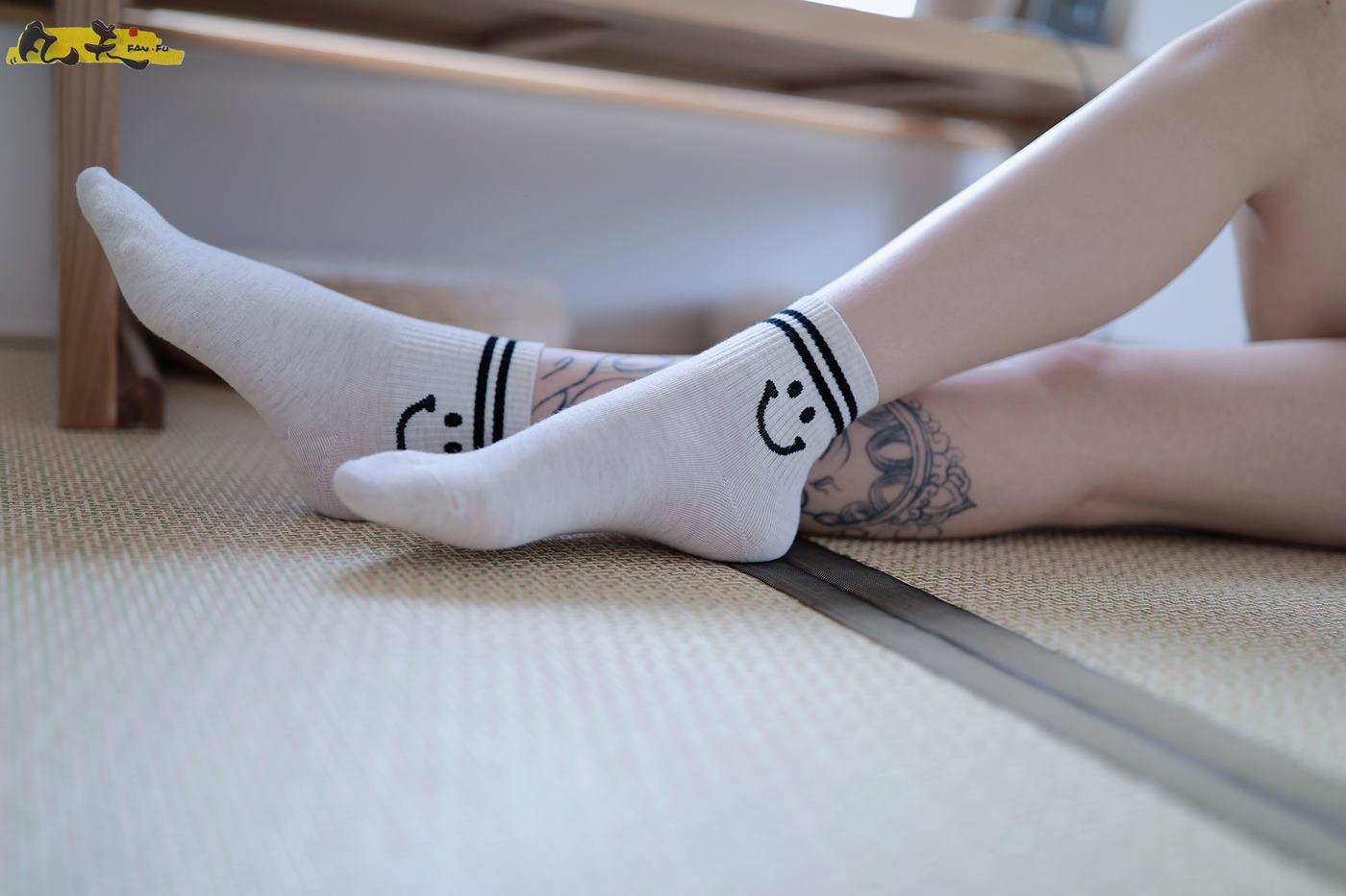 图片[33]-凡夫摄影 NO.0003 – 纹身美少女小恩原味棉袜裸足[208P] – 速更版-美库