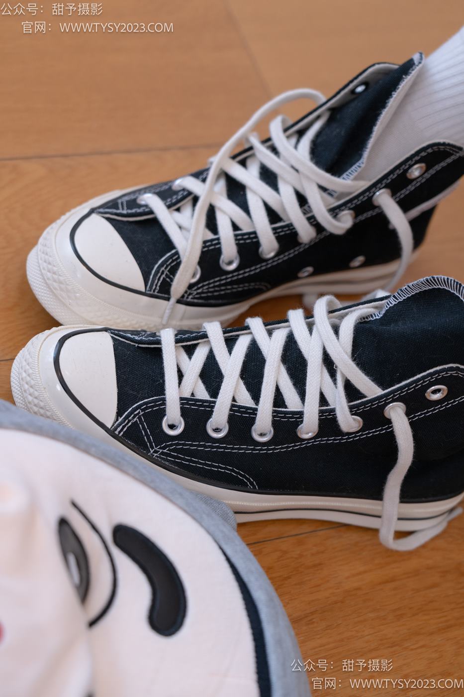 图片[26]-甜予摄影 NO.072 澜澜-帆布鞋、白棉袜、踩蜡笔小新玩偶剧情[125P] – 速更版-美库