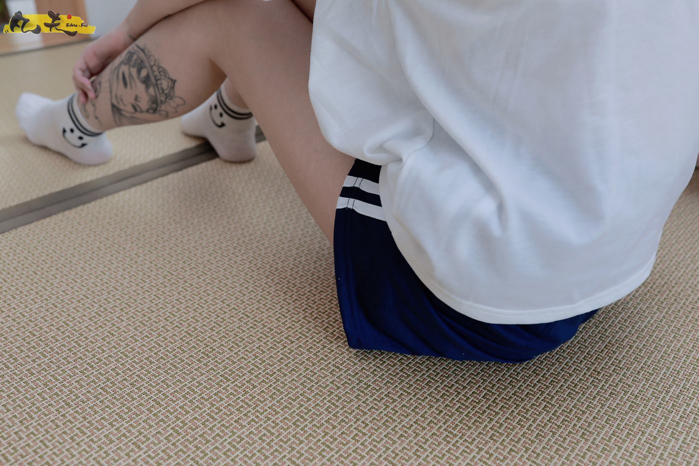 图片[46]-凡夫摄影 NO.0003 – 纹身美少女小恩原味棉袜裸足[208P] – 速更版-美库