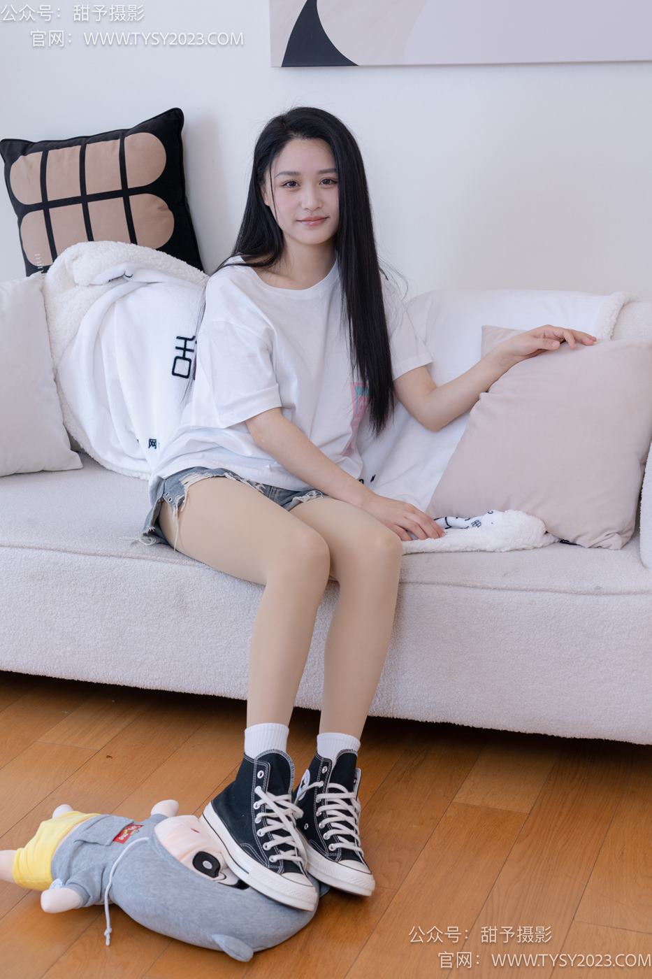 图片[40]-甜予摄影 NO.072 澜澜-帆布鞋、白棉袜、踩蜡笔小新玩偶剧情[125P] – 速更版-美库