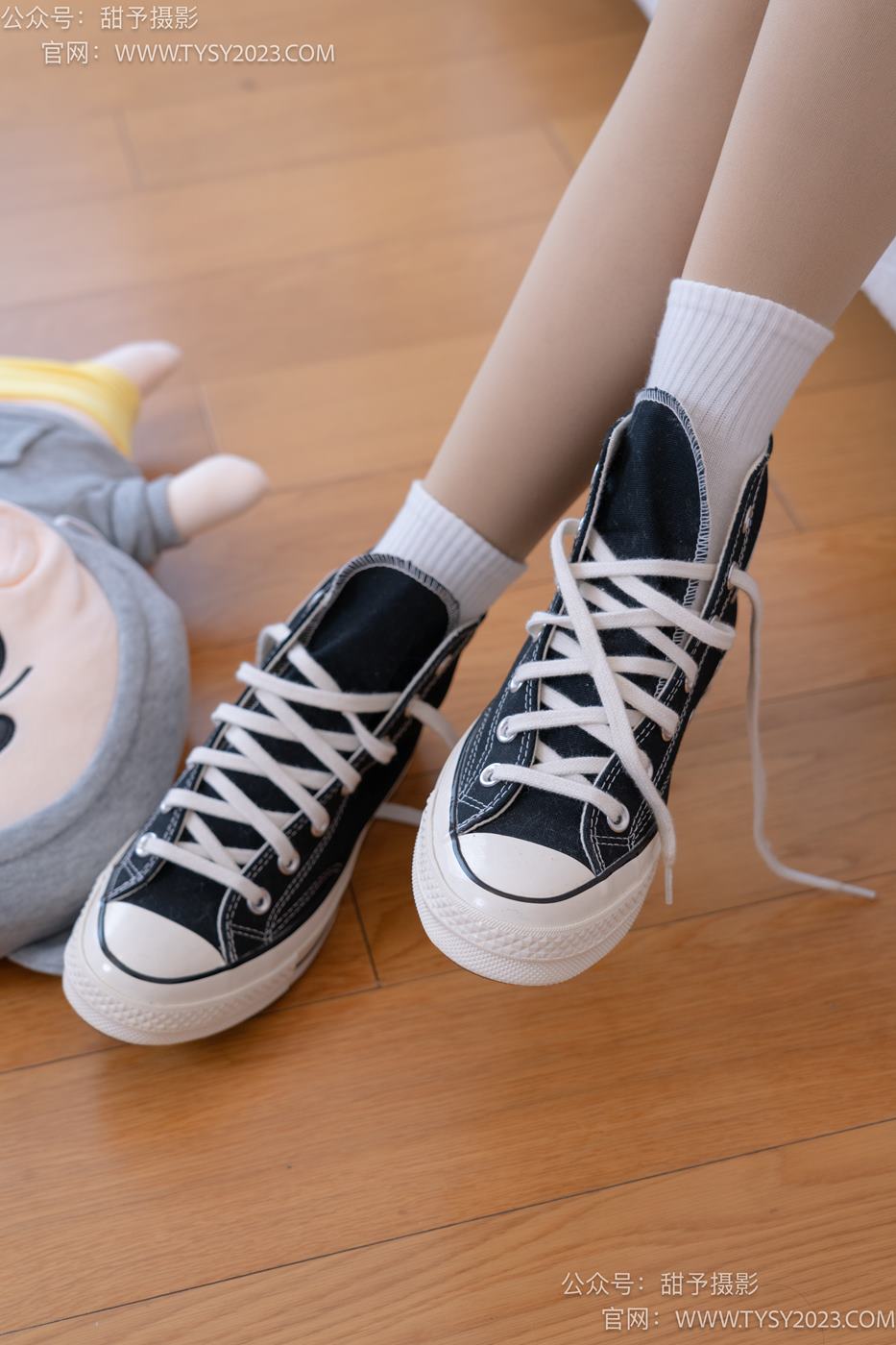 图片[46]-甜予摄影 NO.072 澜澜-帆布鞋、白棉袜、踩蜡笔小新玩偶剧情[125P] – 速更版-美库