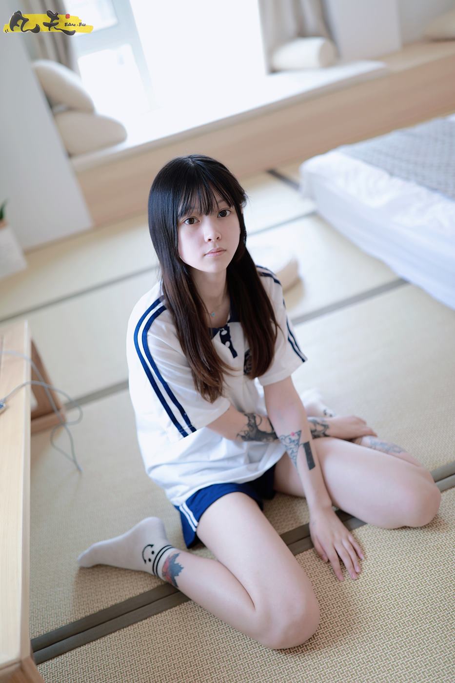 图片[69]-凡夫摄影 NO.0003 – 纹身美少女小恩原味棉袜裸足[208P] – 速更版-美库