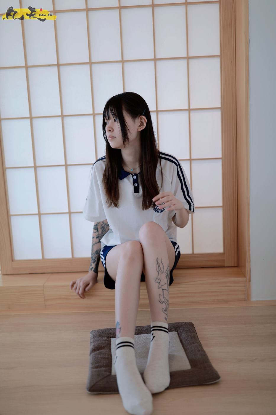 图片[74]-凡夫摄影 NO.0003 – 纹身美少女小恩原味棉袜裸足[208P] – 速更版-美库