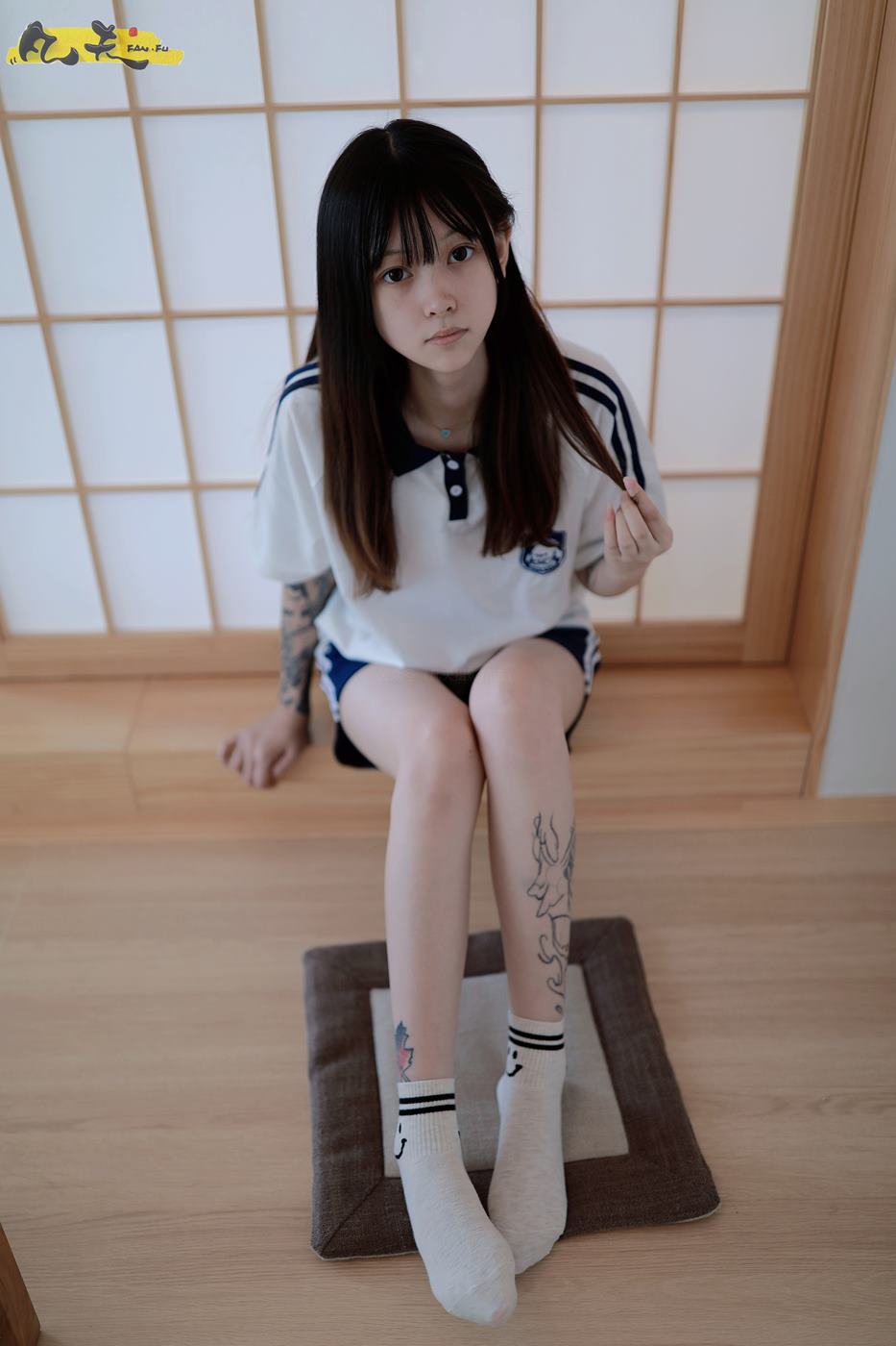 图片[75]-凡夫摄影 NO.0003 – 纹身美少女小恩原味棉袜裸足[208P] – 速更版-美库