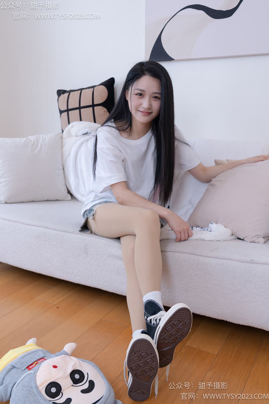 图片[51]-甜予摄影 NO.072 澜澜-帆布鞋、白棉袜、踩蜡笔小新玩偶剧情[125P] – 速更版-美库